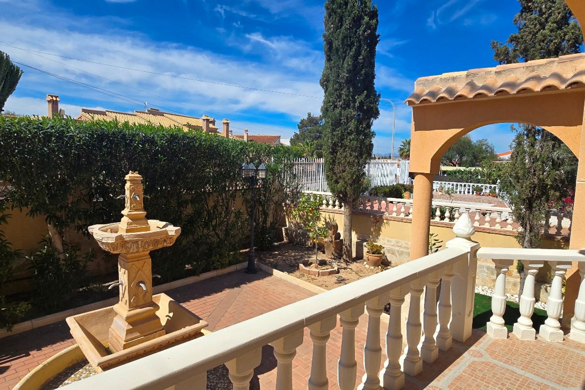 Herverkoop - Villa -
Torrevieja - El Chaparral