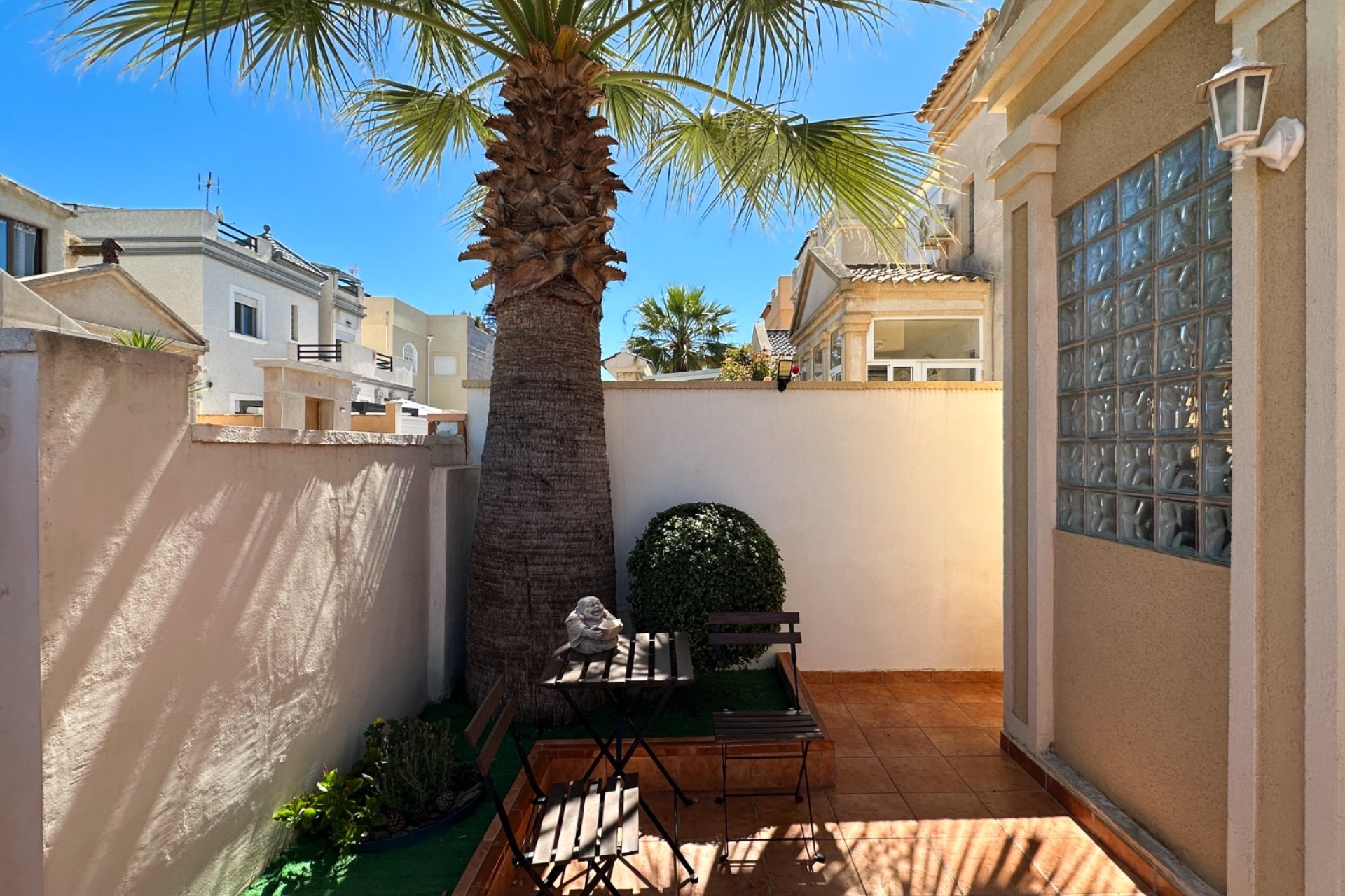 Herverkoop - Villa -
Torrevieja - Nueva Torrevieja