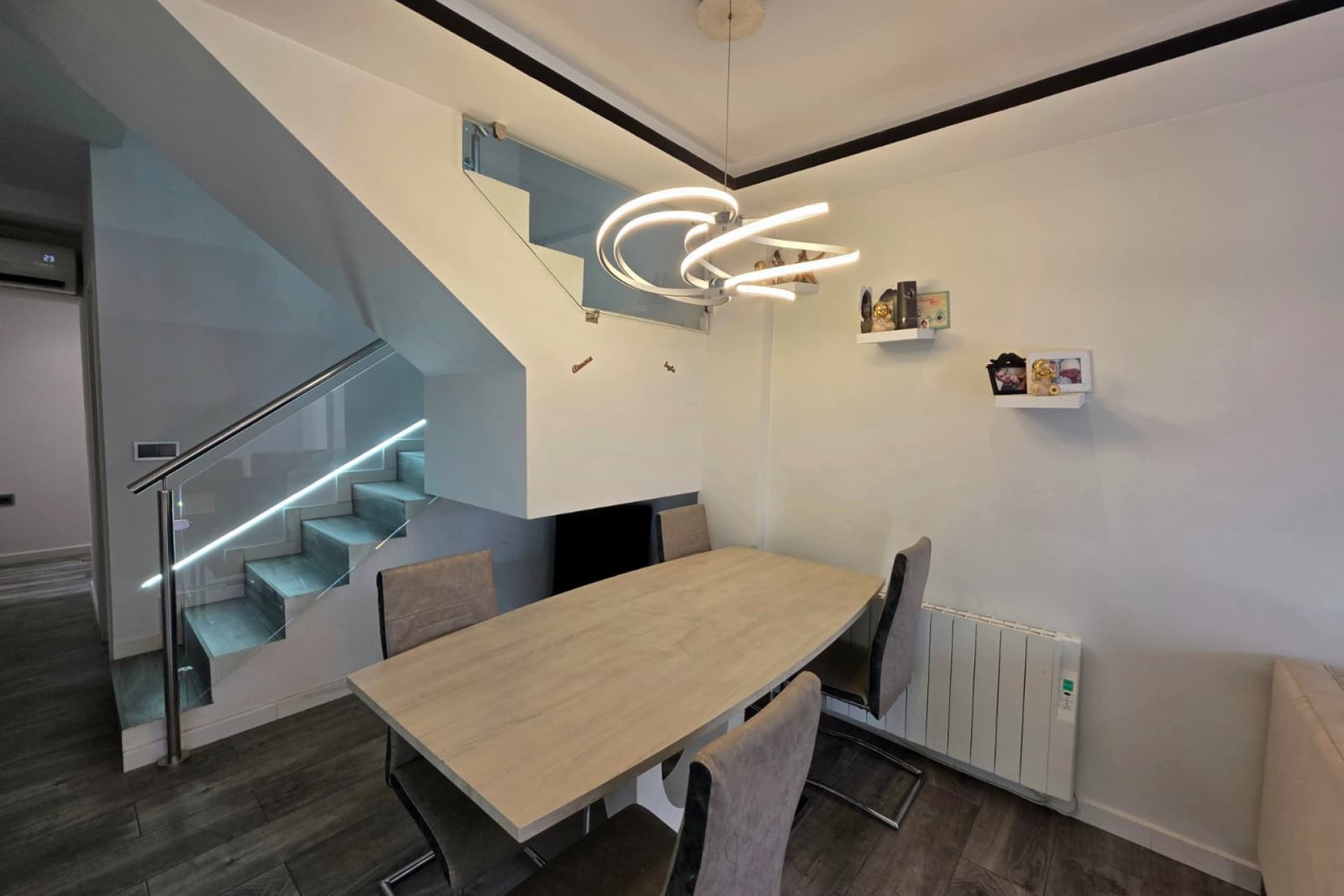 Herverkoop - Villa -
Torrevieja - Sector 25