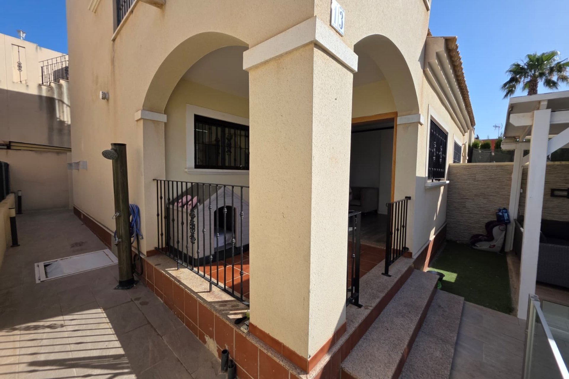 Herverkoop - Villa -
Torrevieja - Sector 25