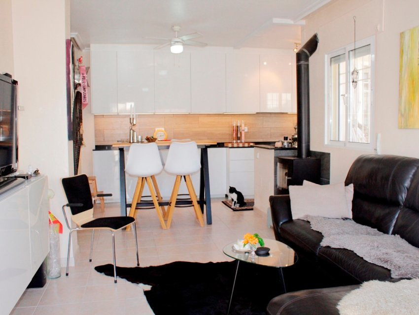 Herverkoop - Villa -
Villamartín - Pau 8