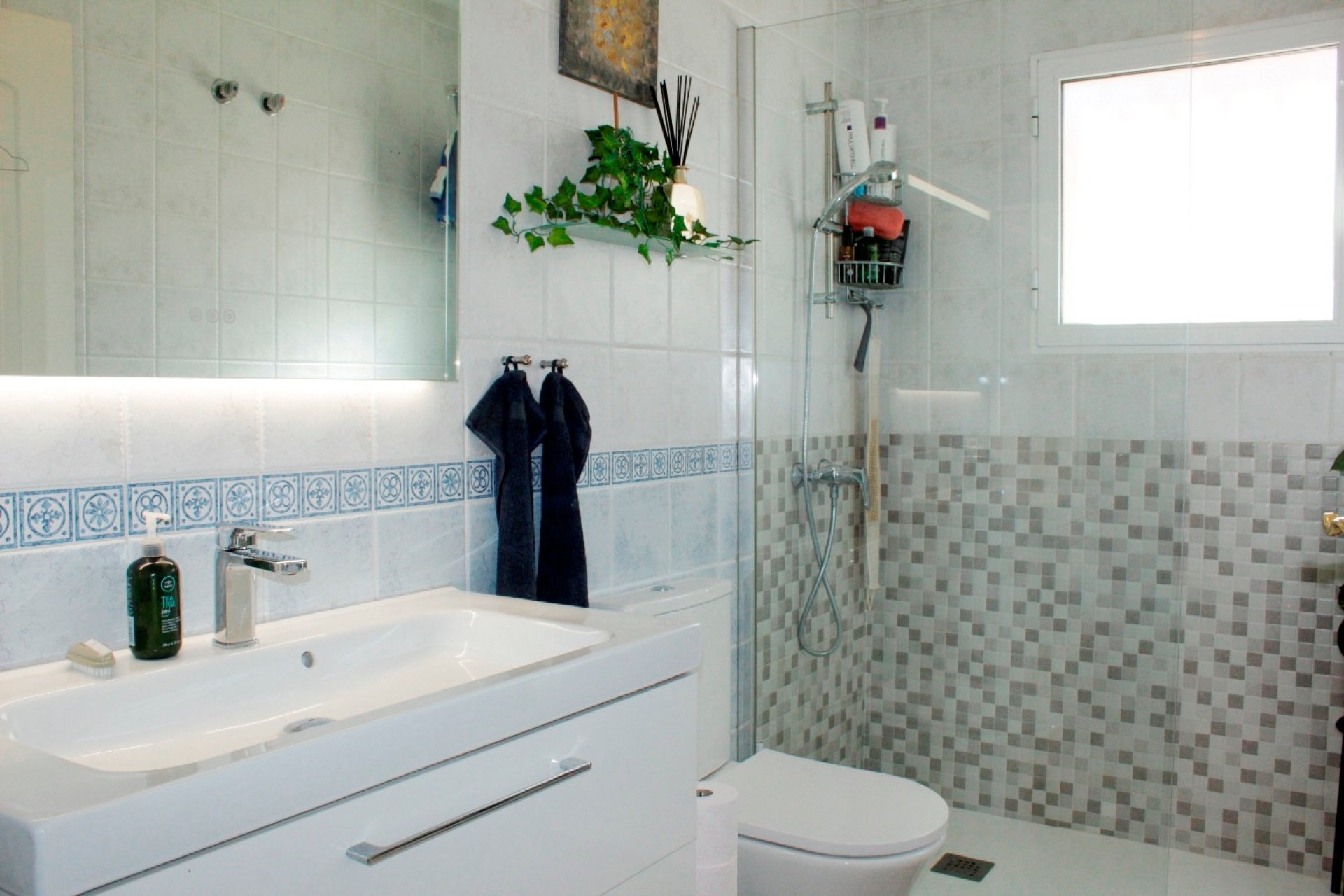 Herverkoop - Villa -
Villamartín - Pau 8