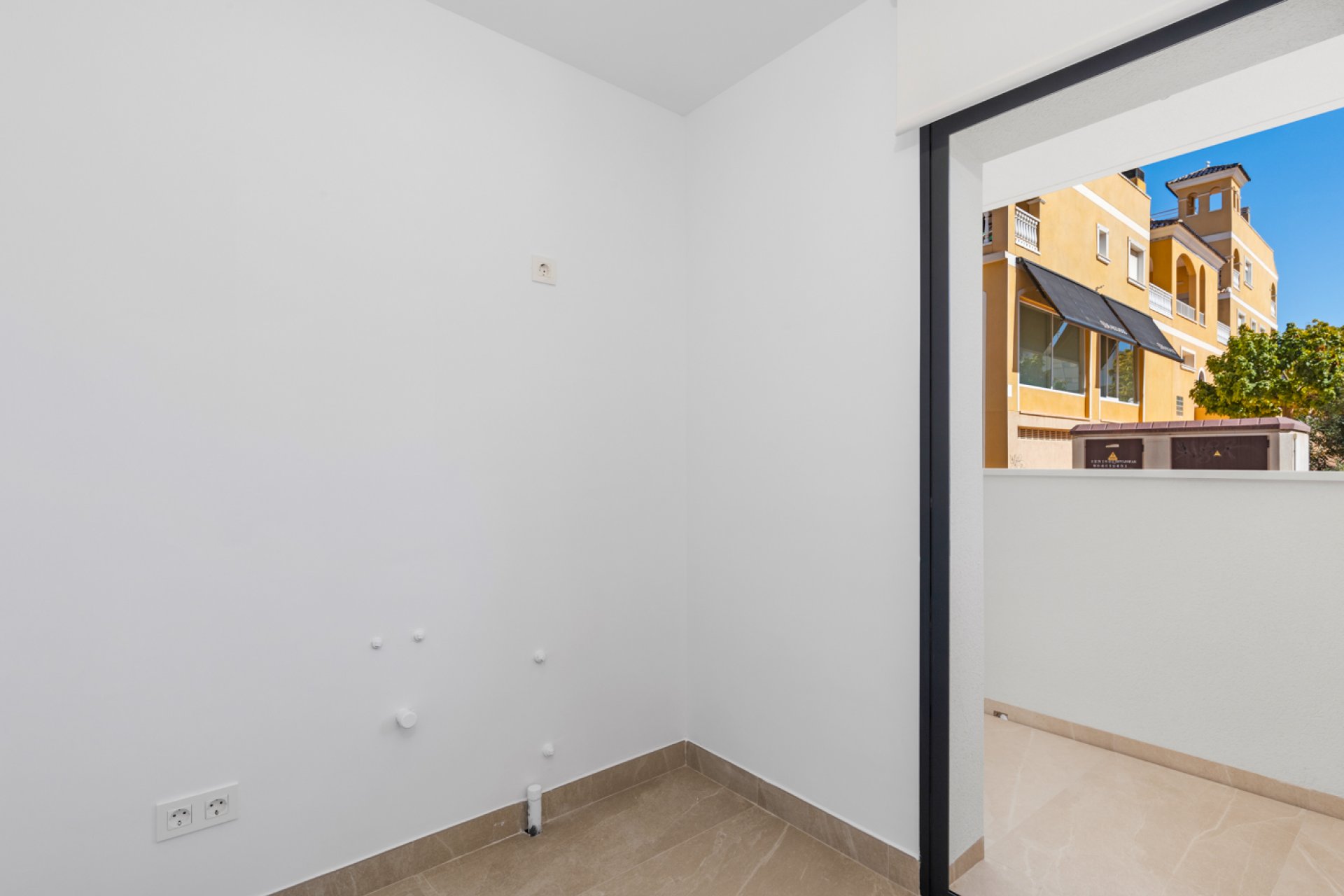 Neue Gebäude - apartment -
Benijofar