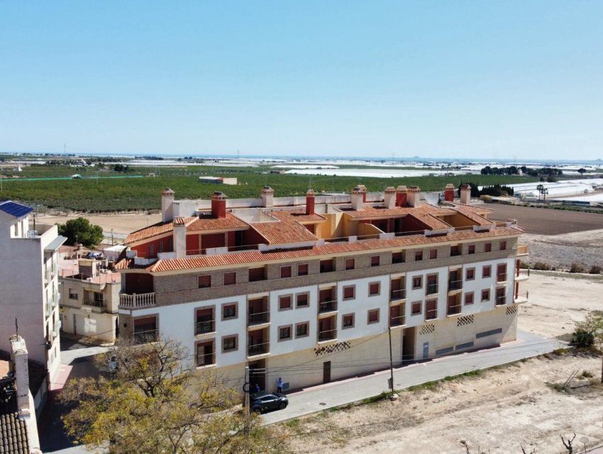Neue Gebäude - apartment -
Jerónimo y Avileses