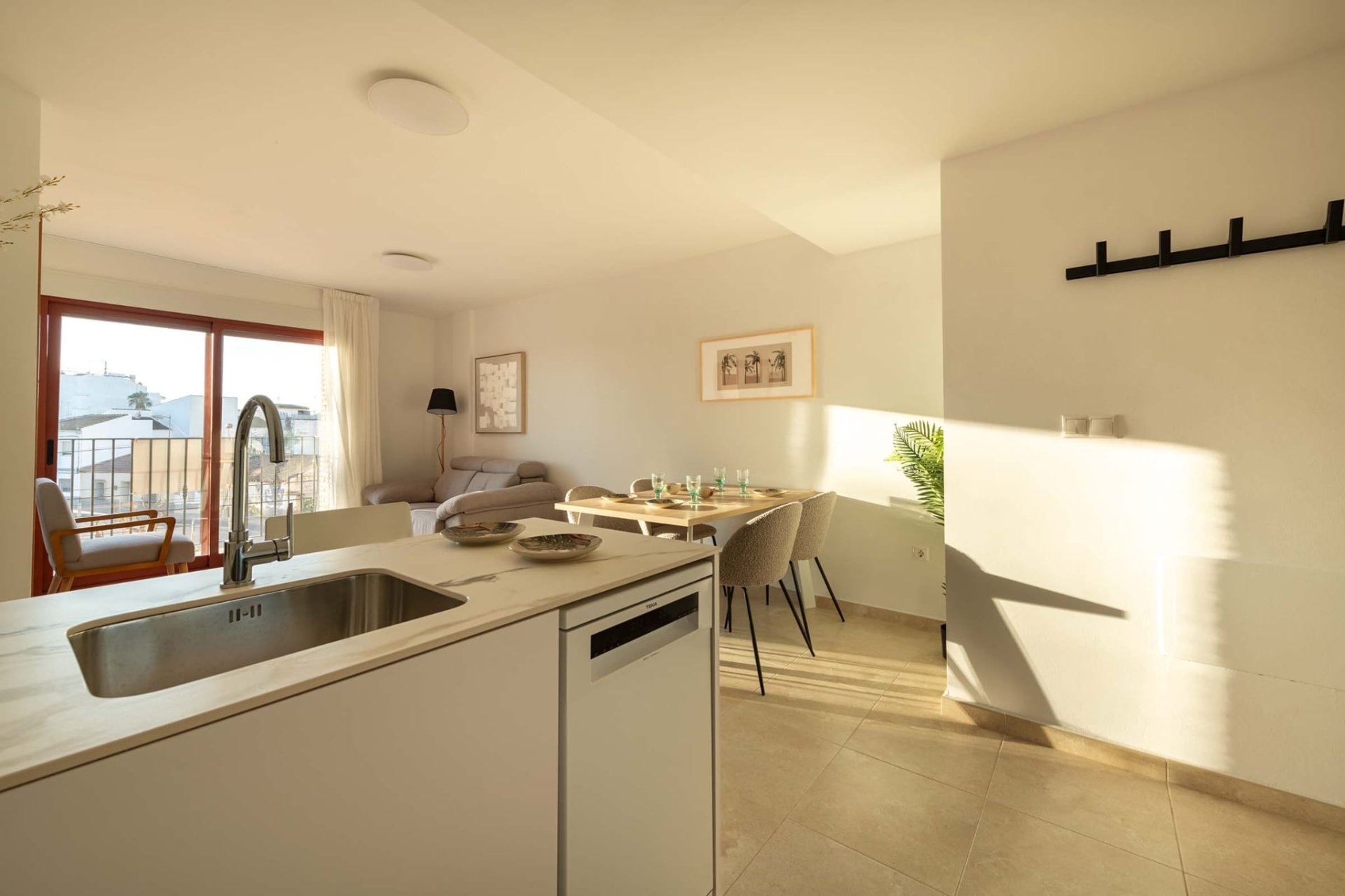 Neue Gebäude - apartment -
Jerónimo y Avileses