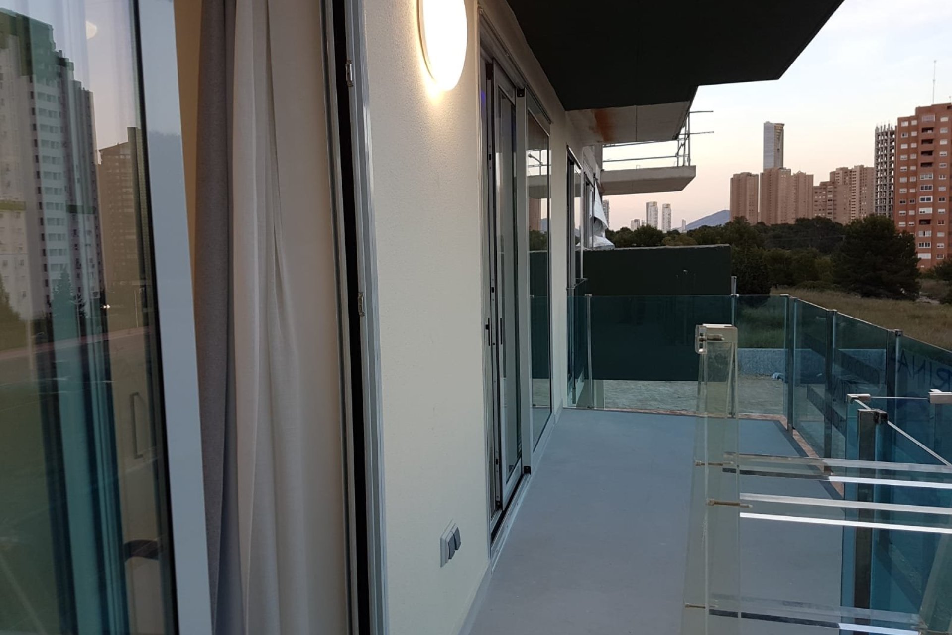 Neue Gebäude - apartment -
La Cala