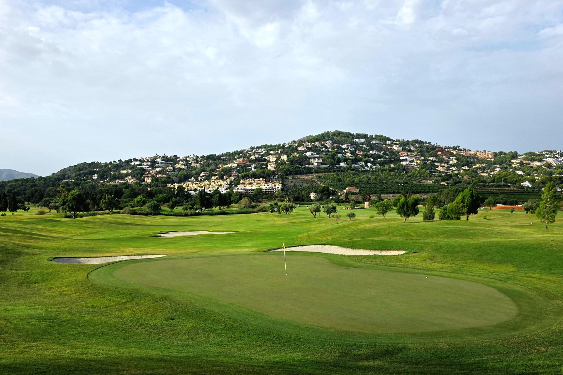 Neue Gebäude - apartment -
La Sella