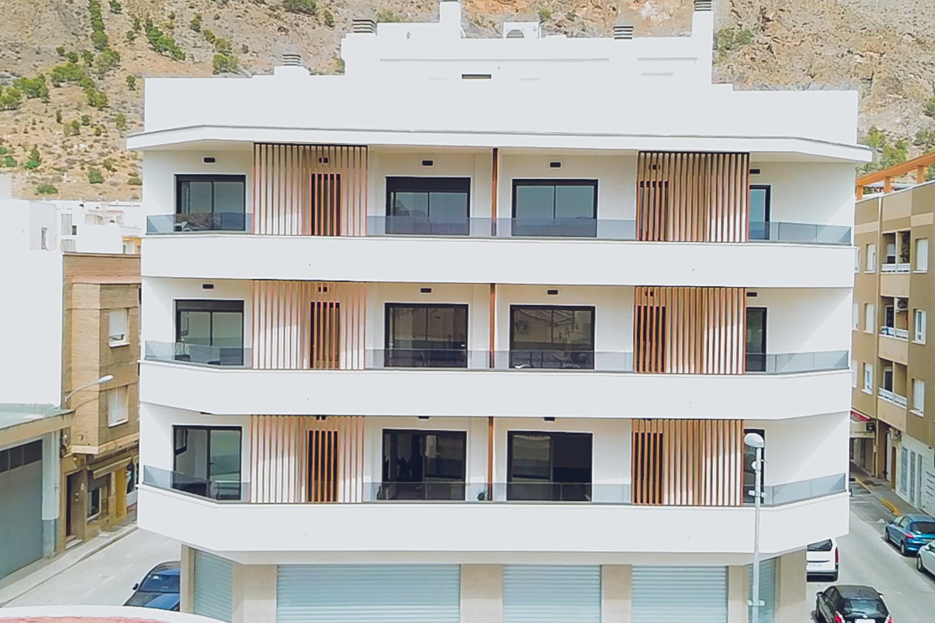 Neue Gebäude - apartment -
Redován