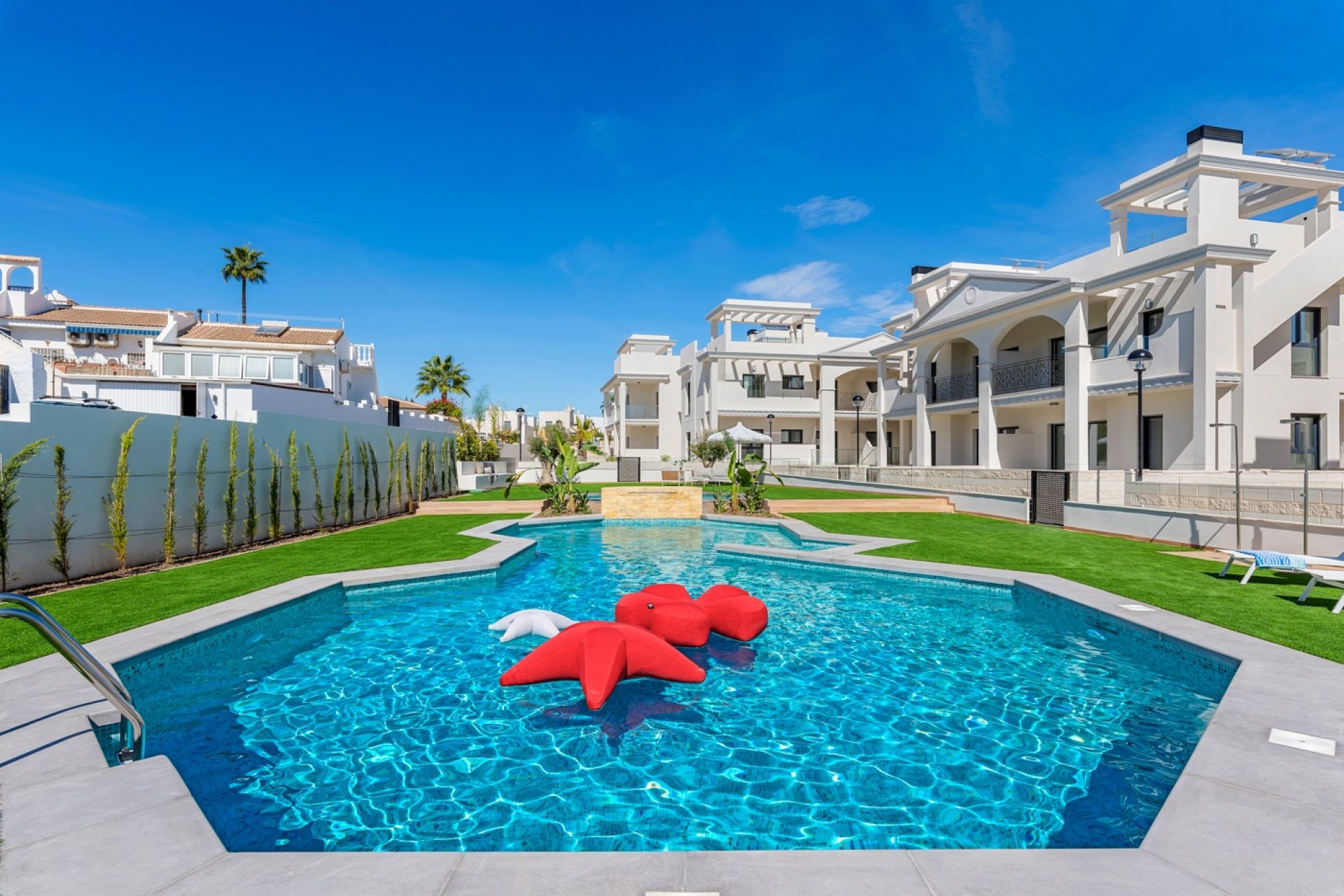 Neue Gebäude - apartment -
Rojales