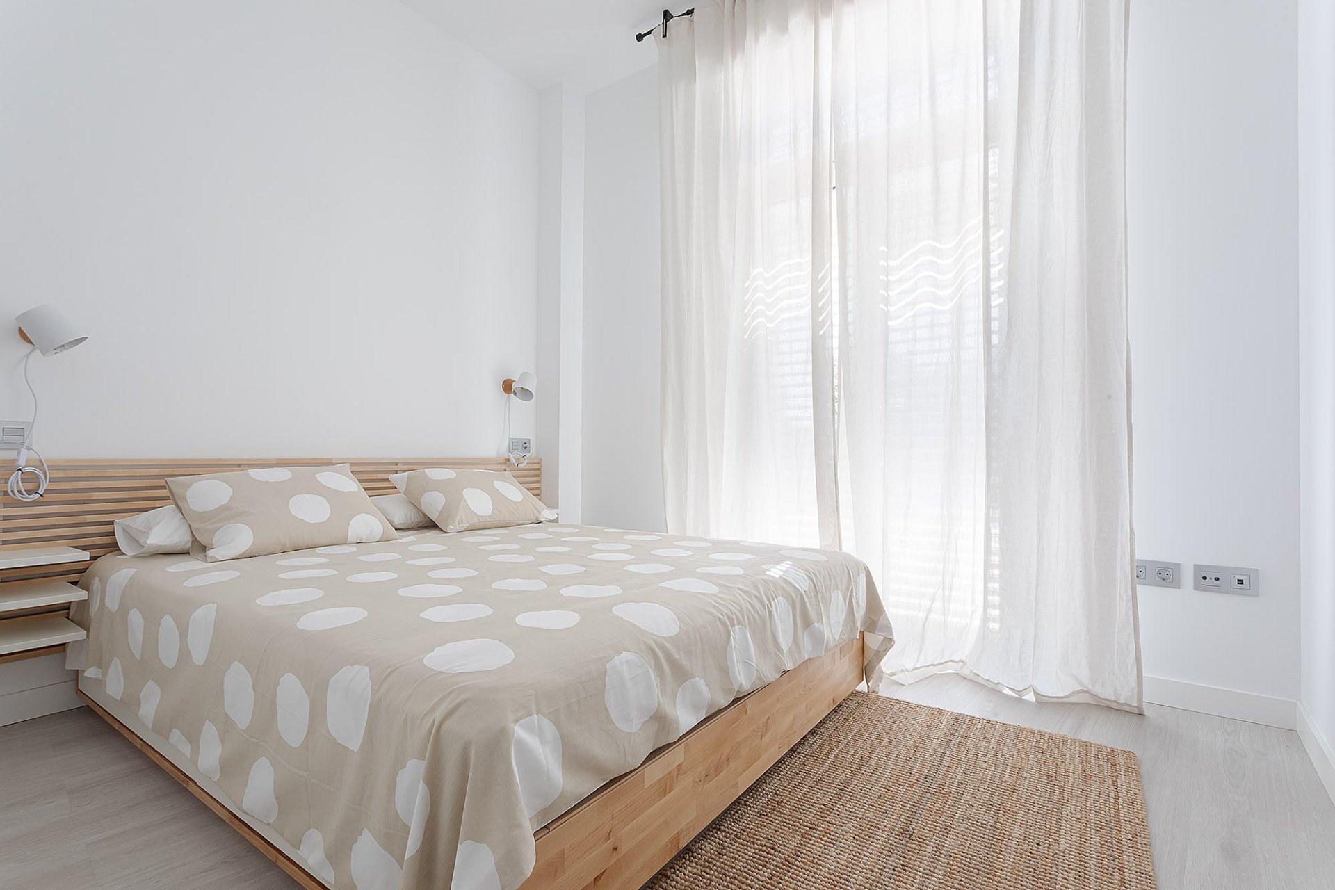 Neue Gebäude - apartment -
Vera