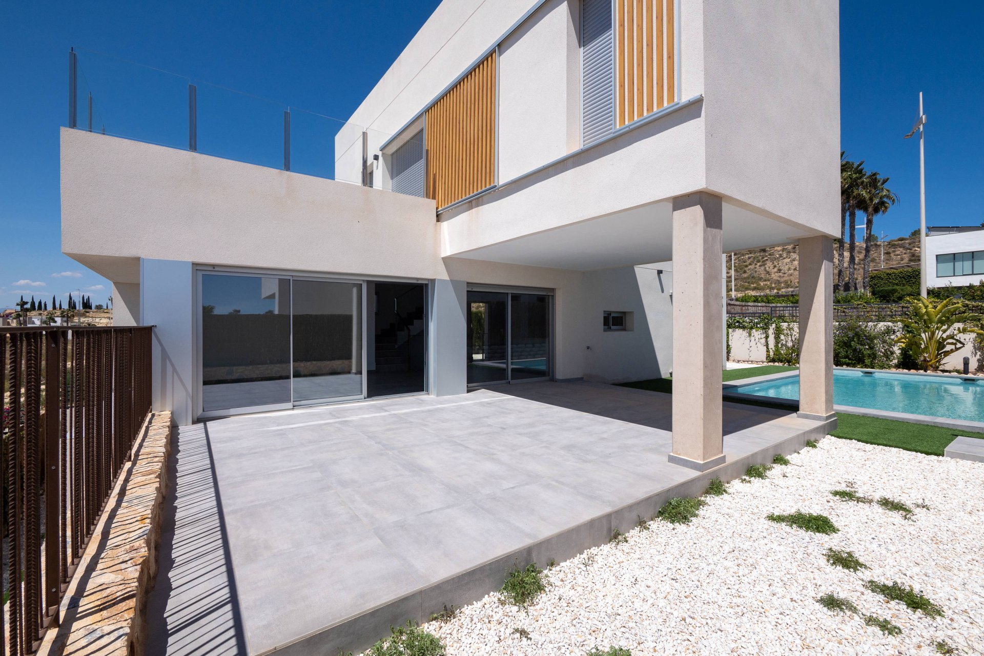 Neue Gebäude - detached -
Algorfa