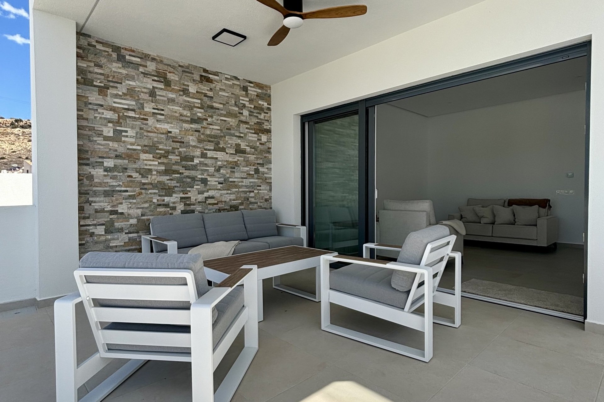 Neue Gebäude - detached -
Benijofar