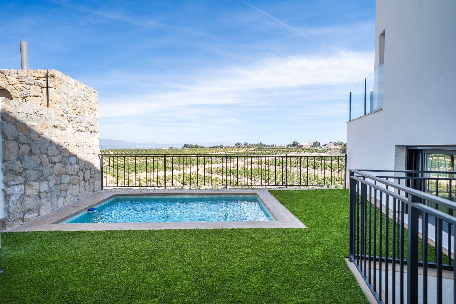 Neue Gebäude - detached -
La Finca Golf