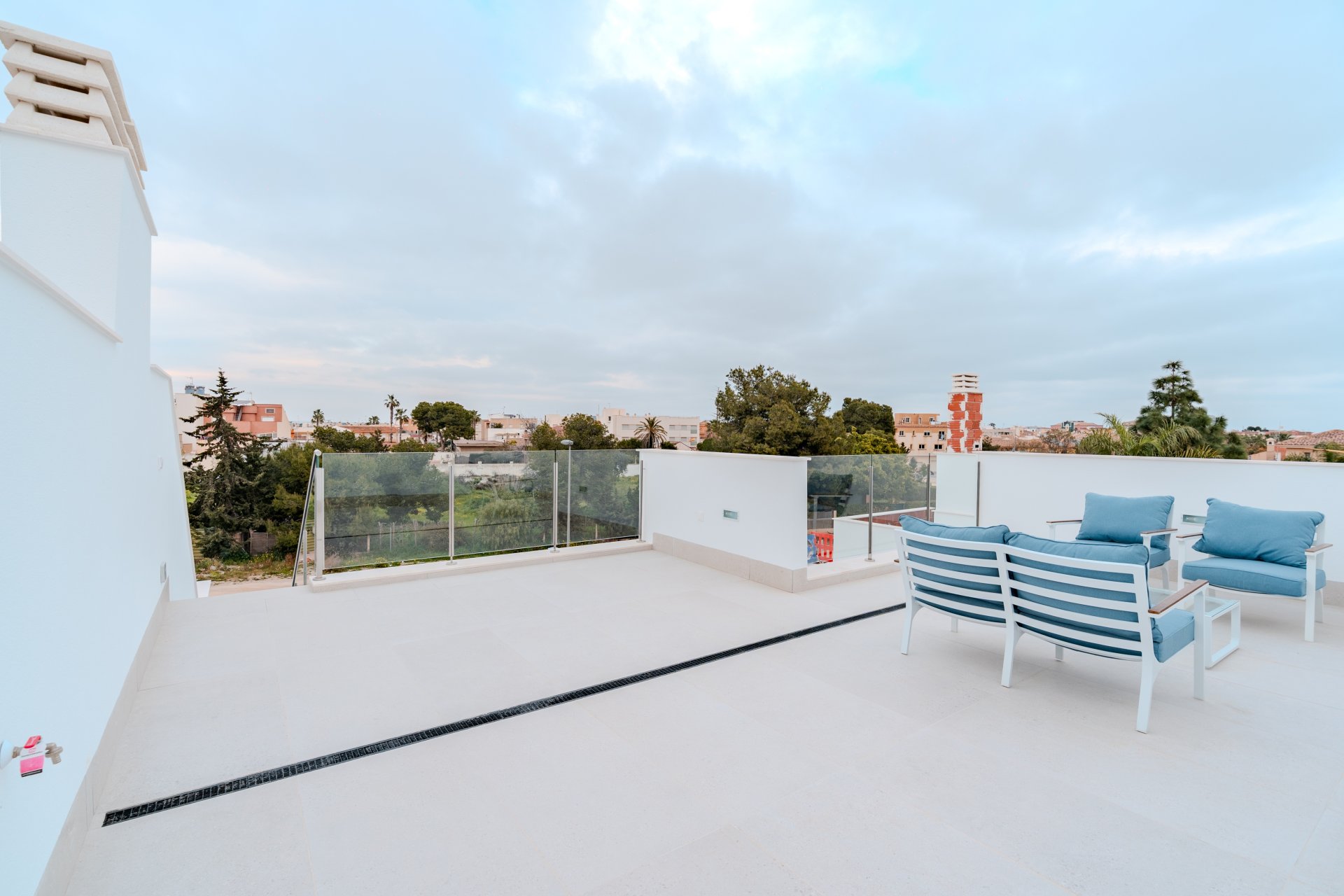 Neue Gebäude - detached -
Los Alcázares