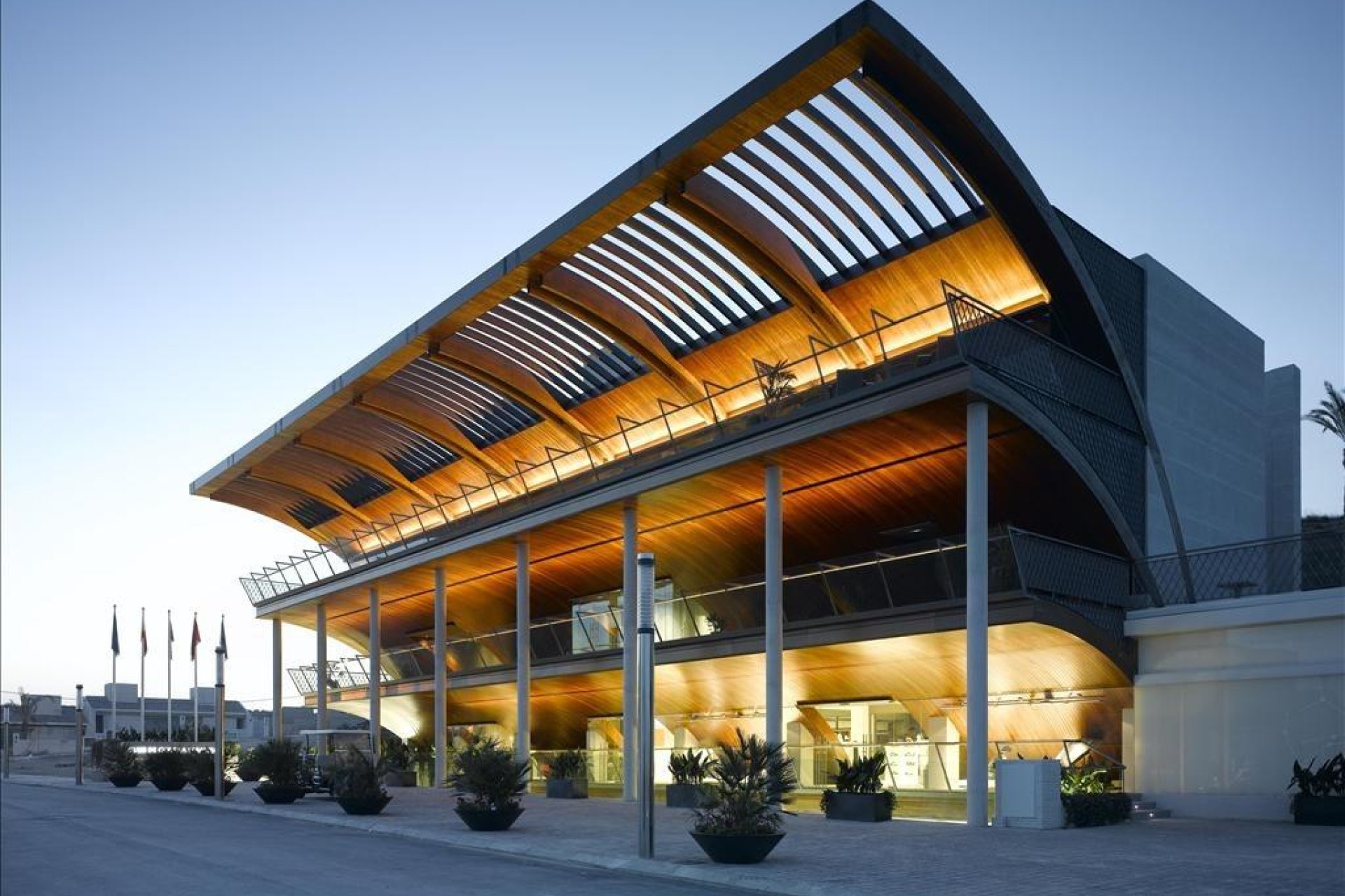 Neue Gebäude - detached -
Peraleja Golf