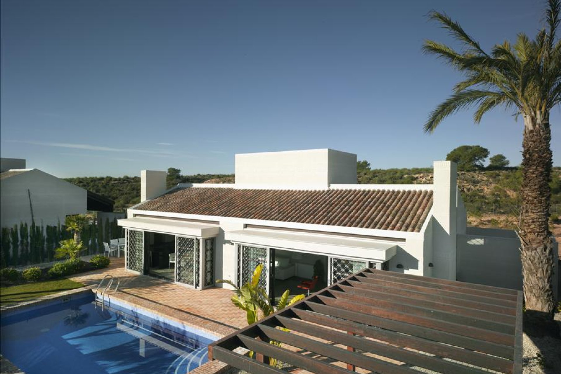 Neue Gebäude - detached -
Peraleja Golf
