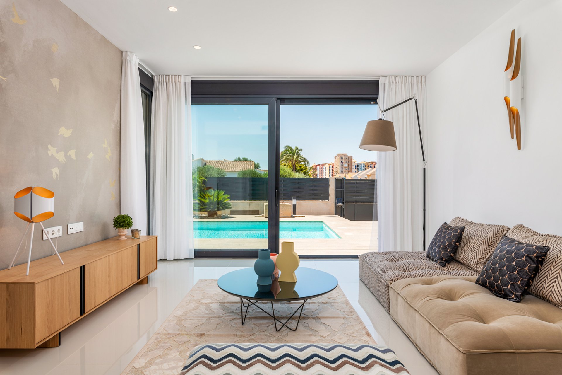 Neue Gebäude - detached -
Playa Paraiso