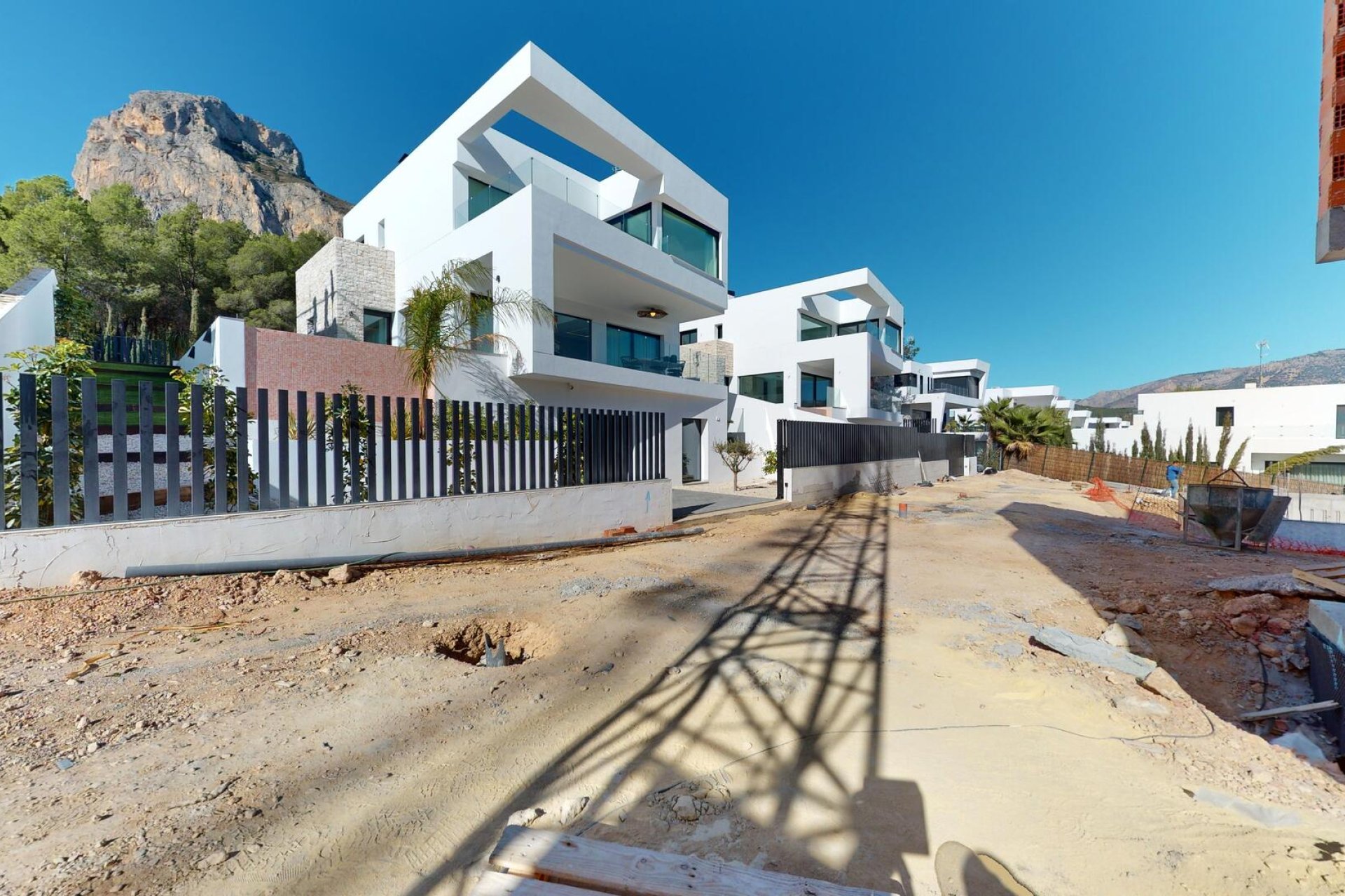 Neue Gebäude - detached -
Polop
