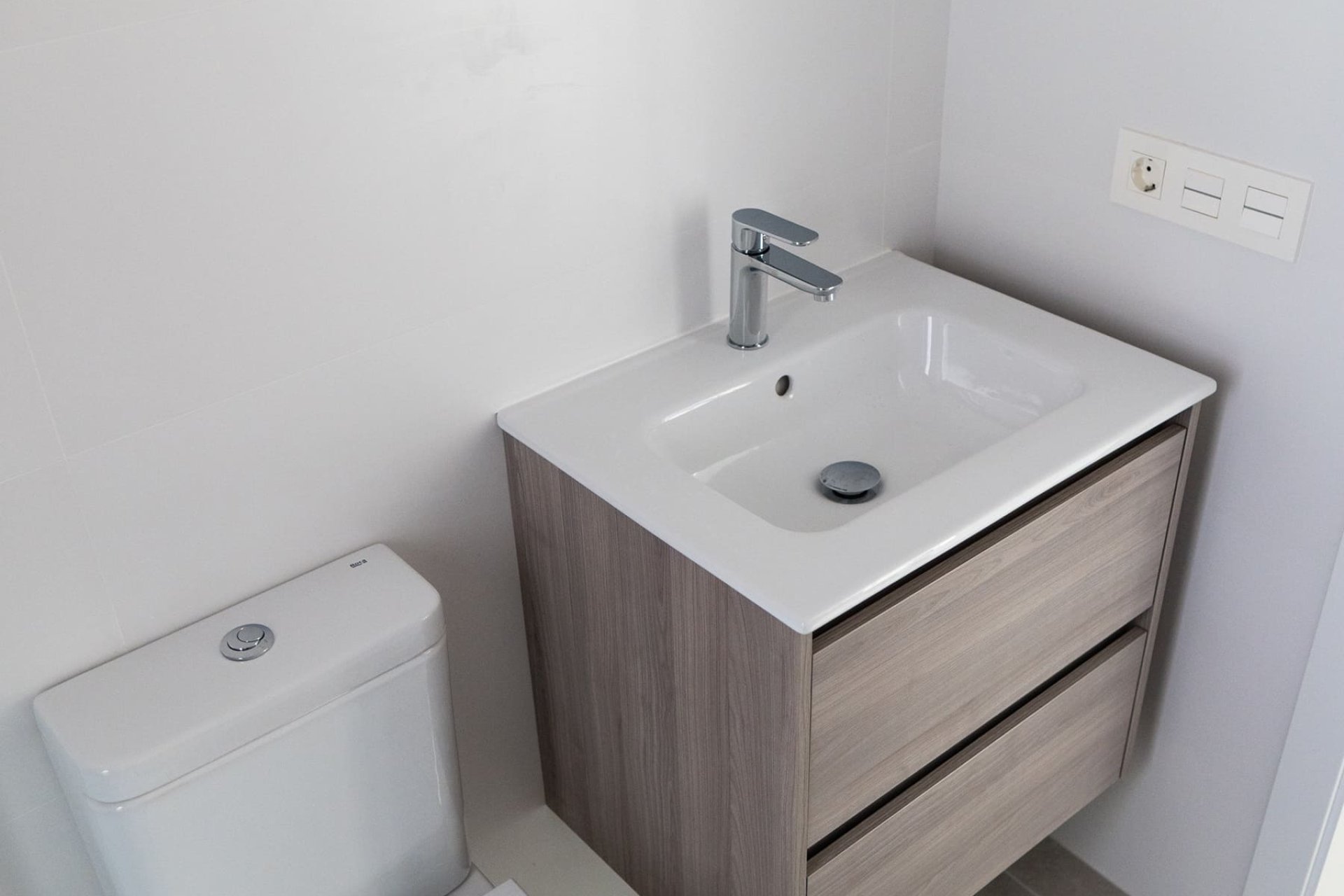 Neue Gebäude - detached -
Polop