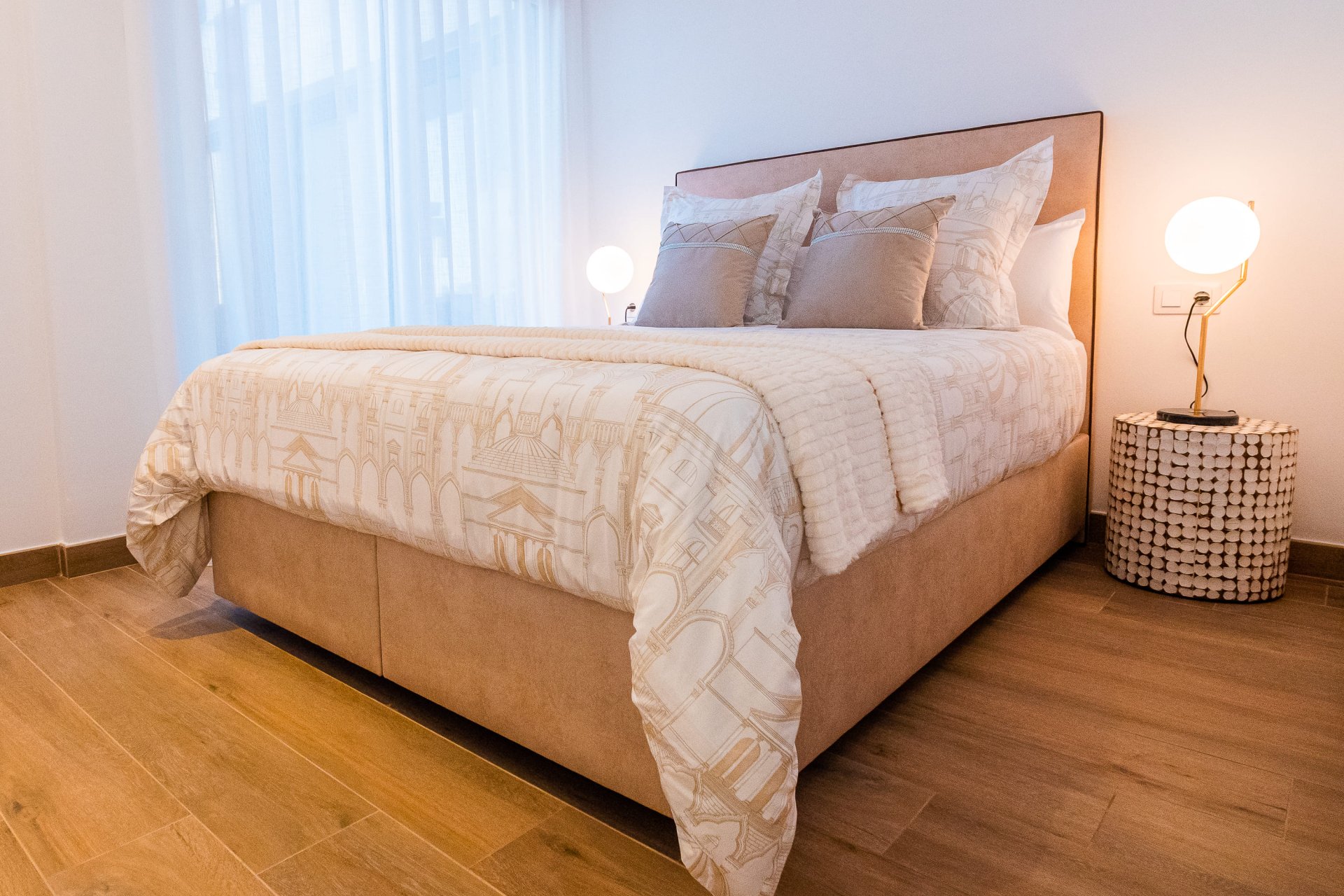 Neue Gebäude - detached -
Polop