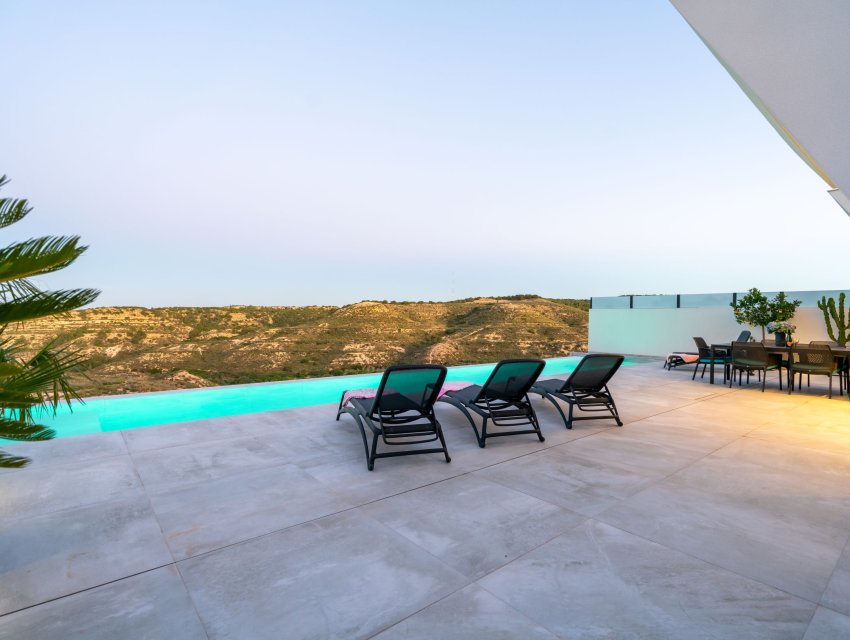 Neue Gebäude - detached -
Rojales