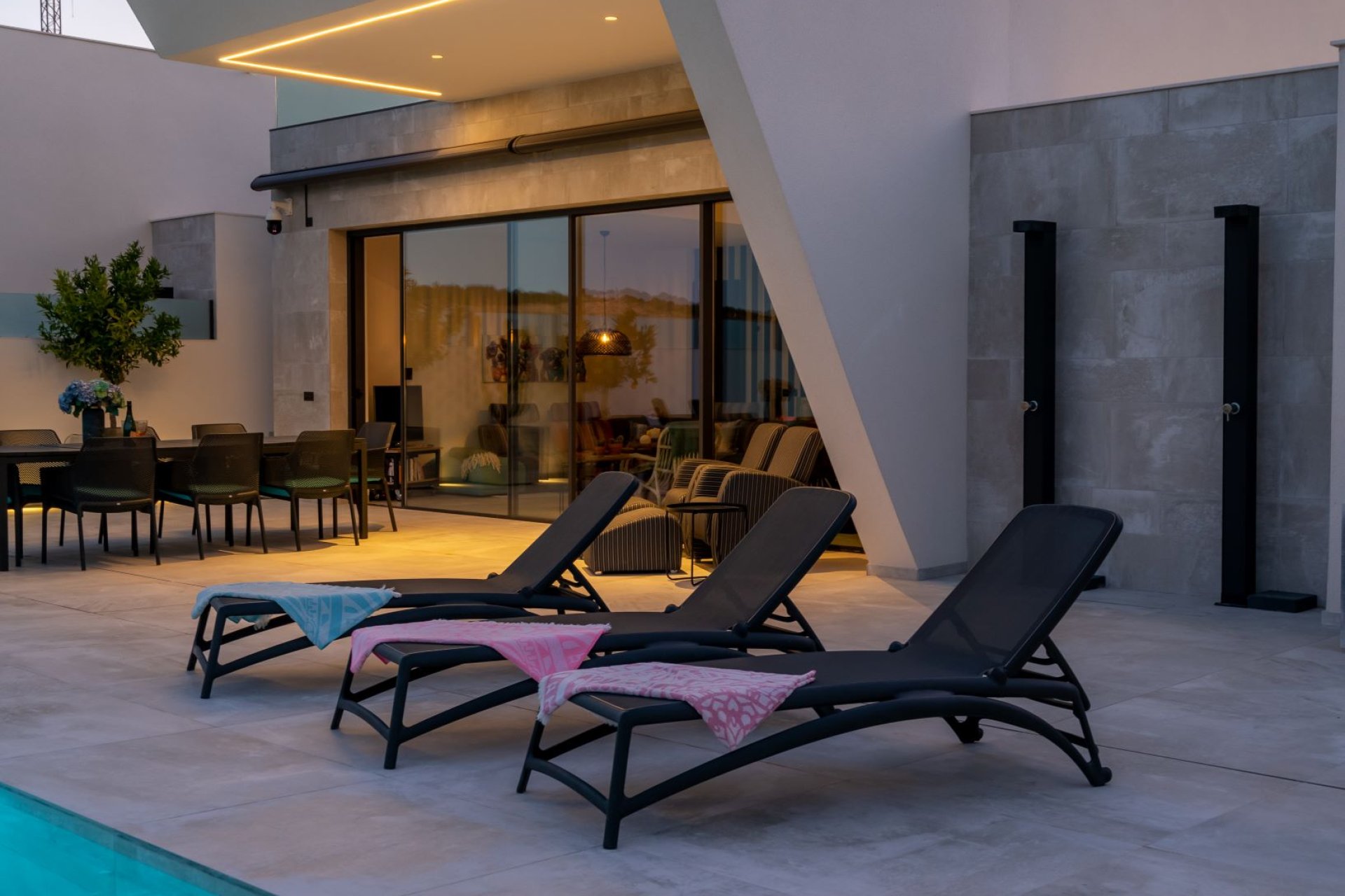 Neue Gebäude - detached -
Rojales