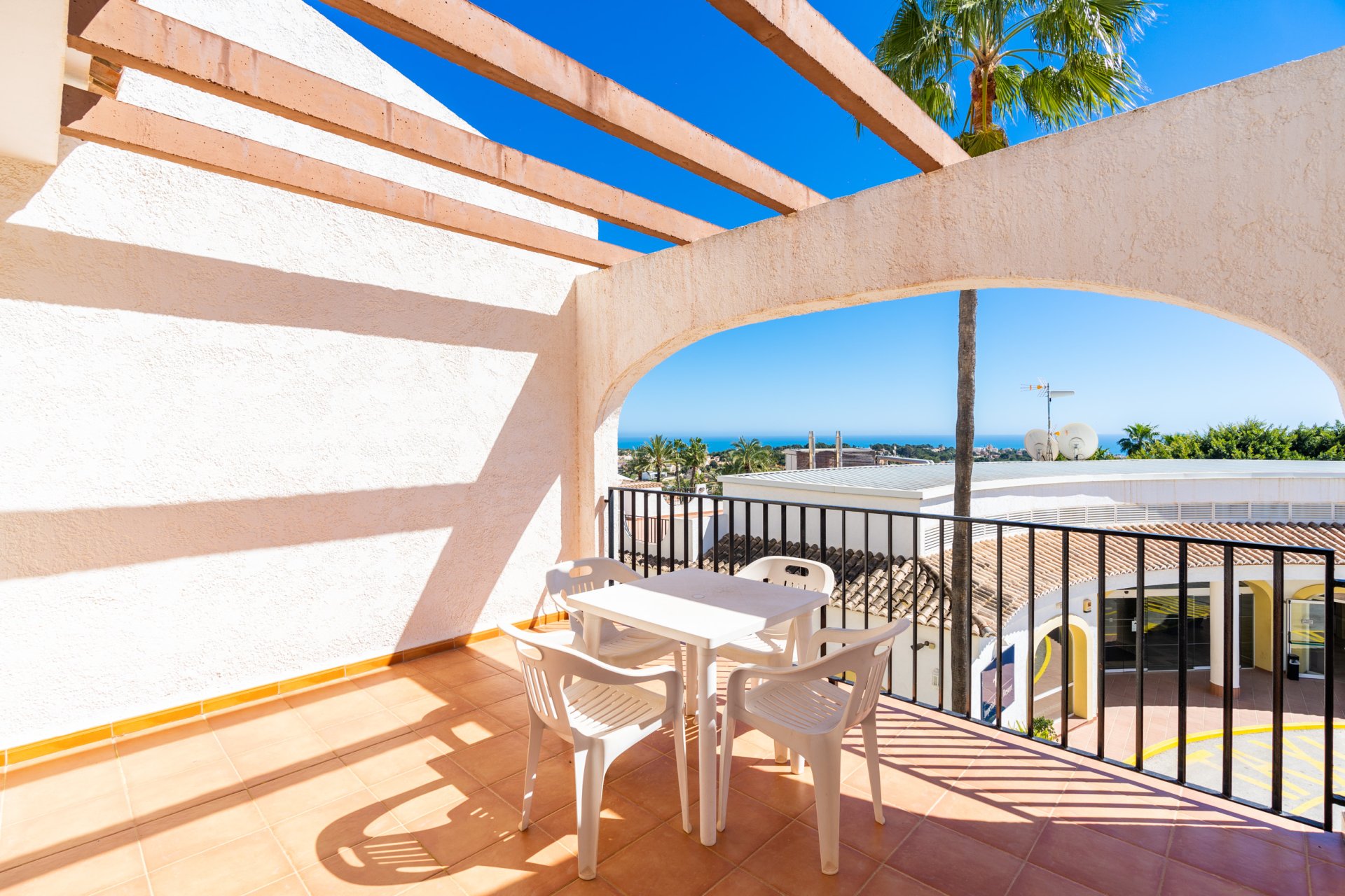 Neue Gebäude - high-bungalow -
Calpe