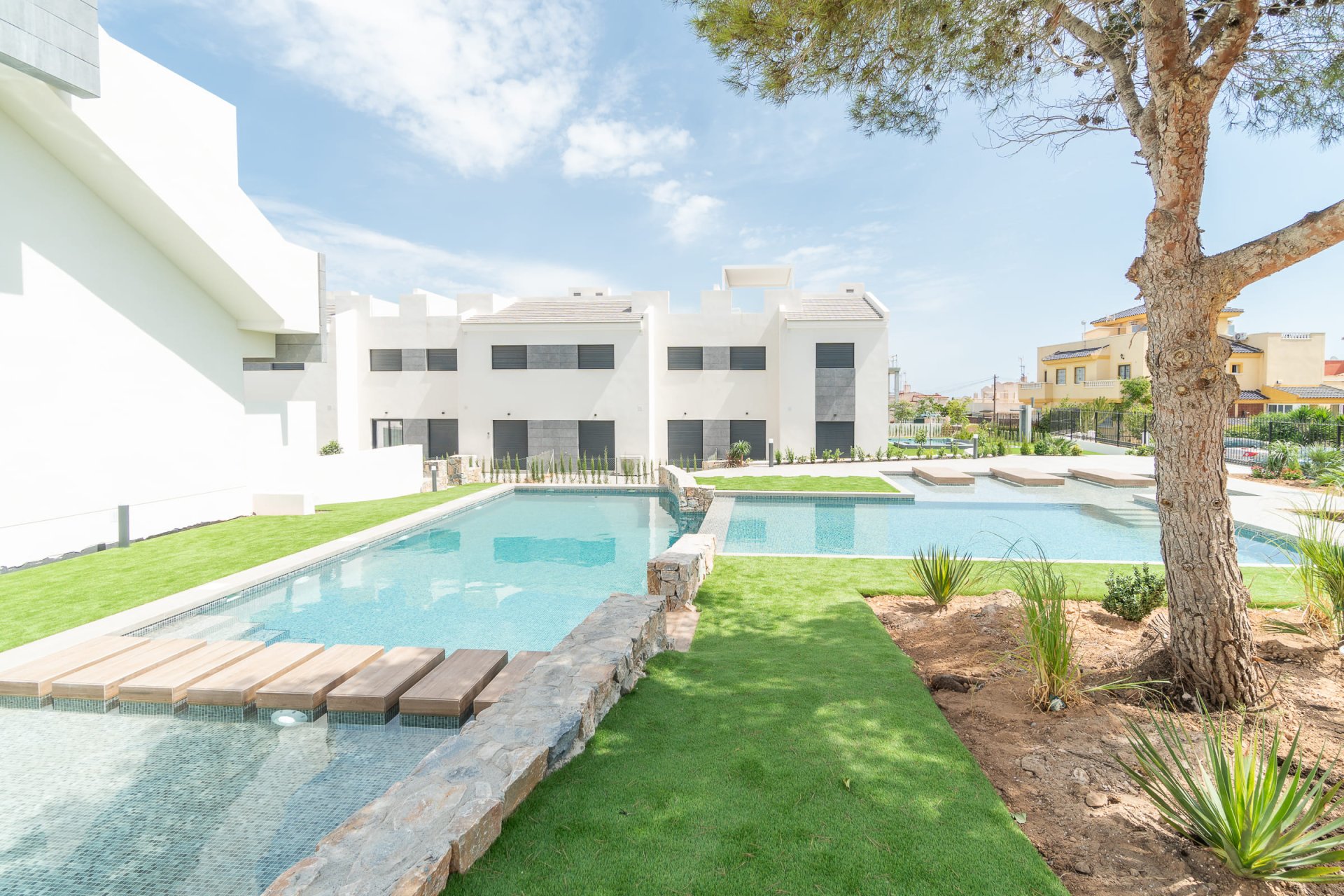 Neue Gebäude - high-bungalow -
Torrevieja