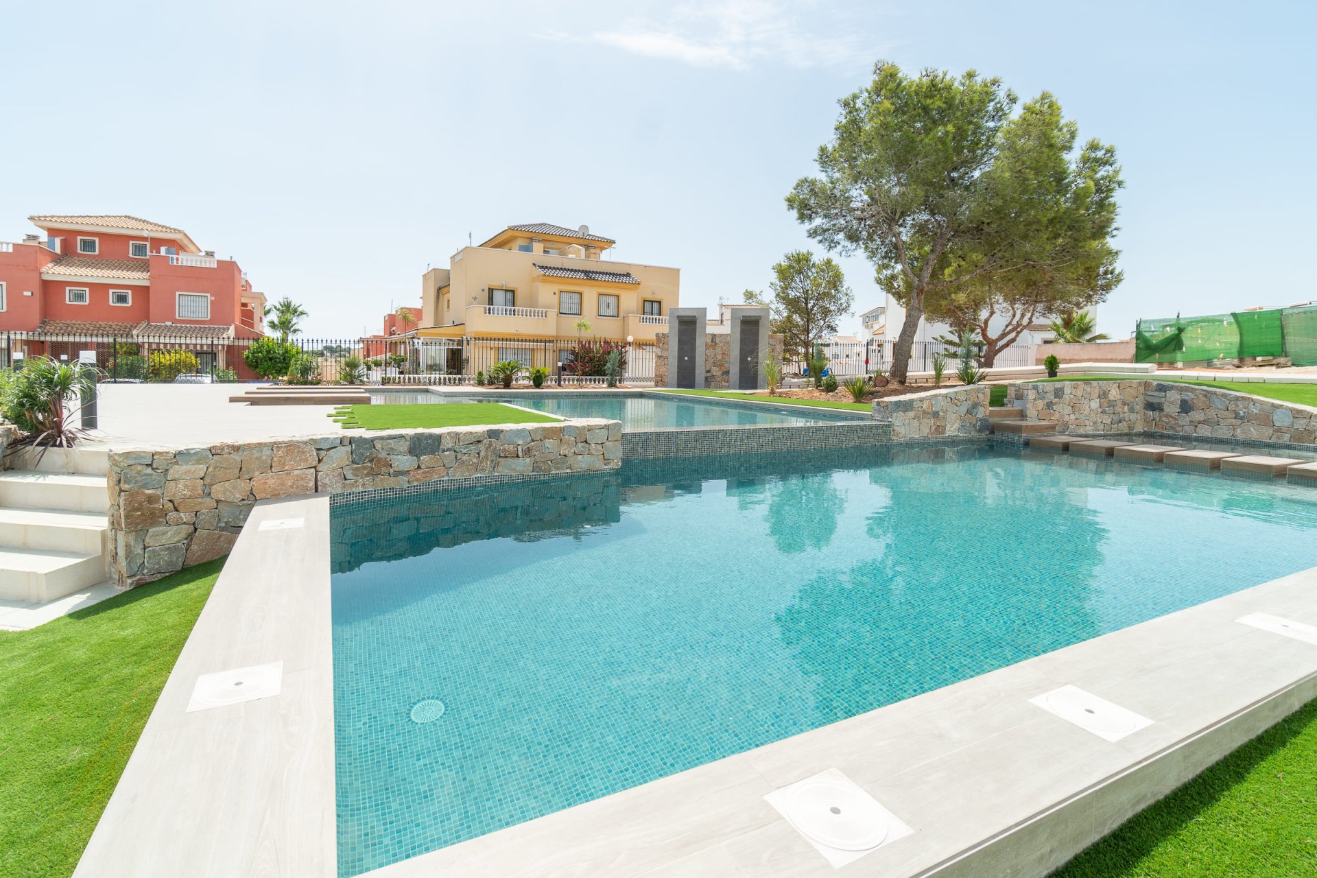Neue Gebäude - high-bungalow -
Torrevieja