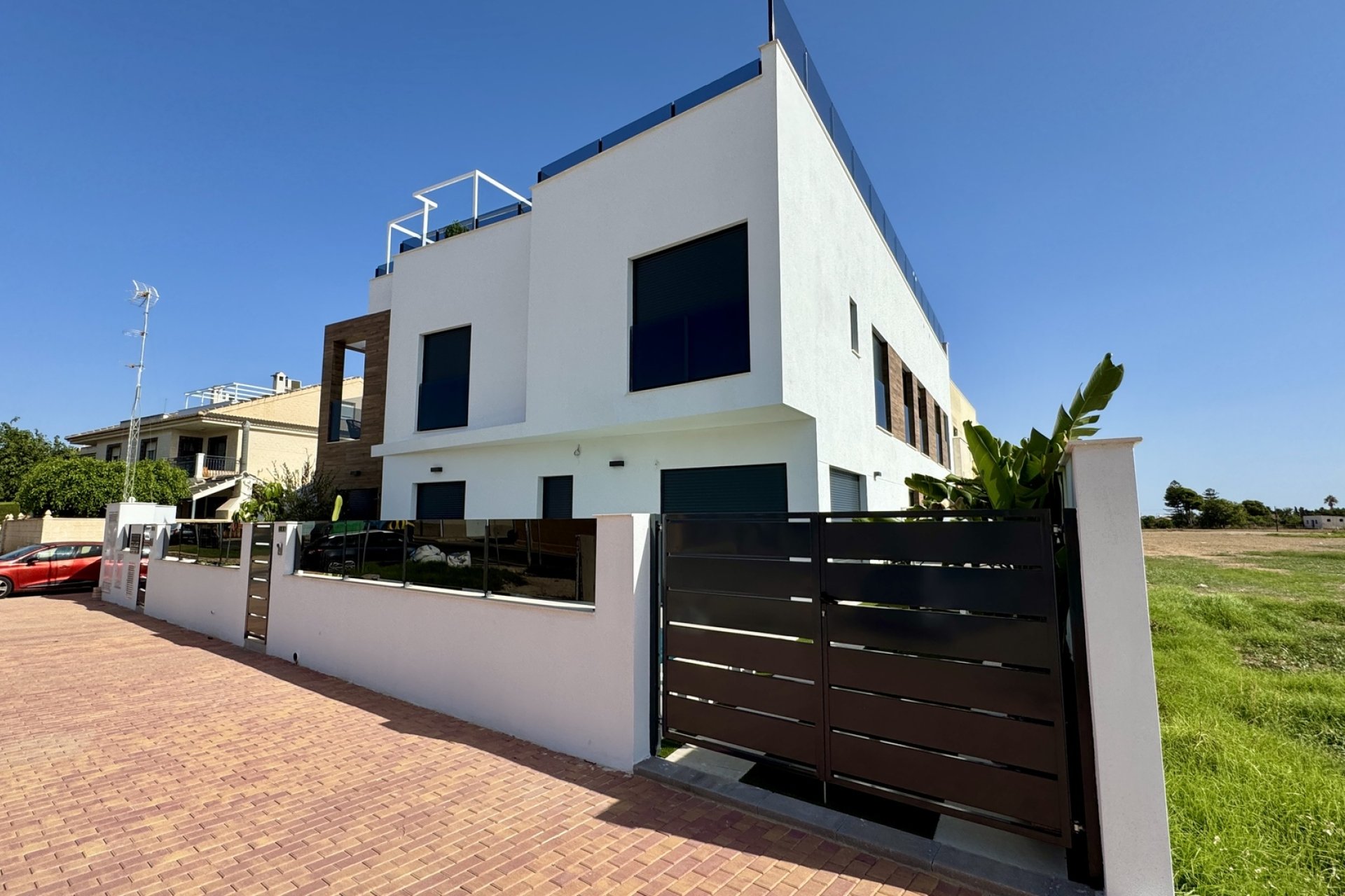 Neue Gebäude - low-bungalow -
San Pedro del Pinatar