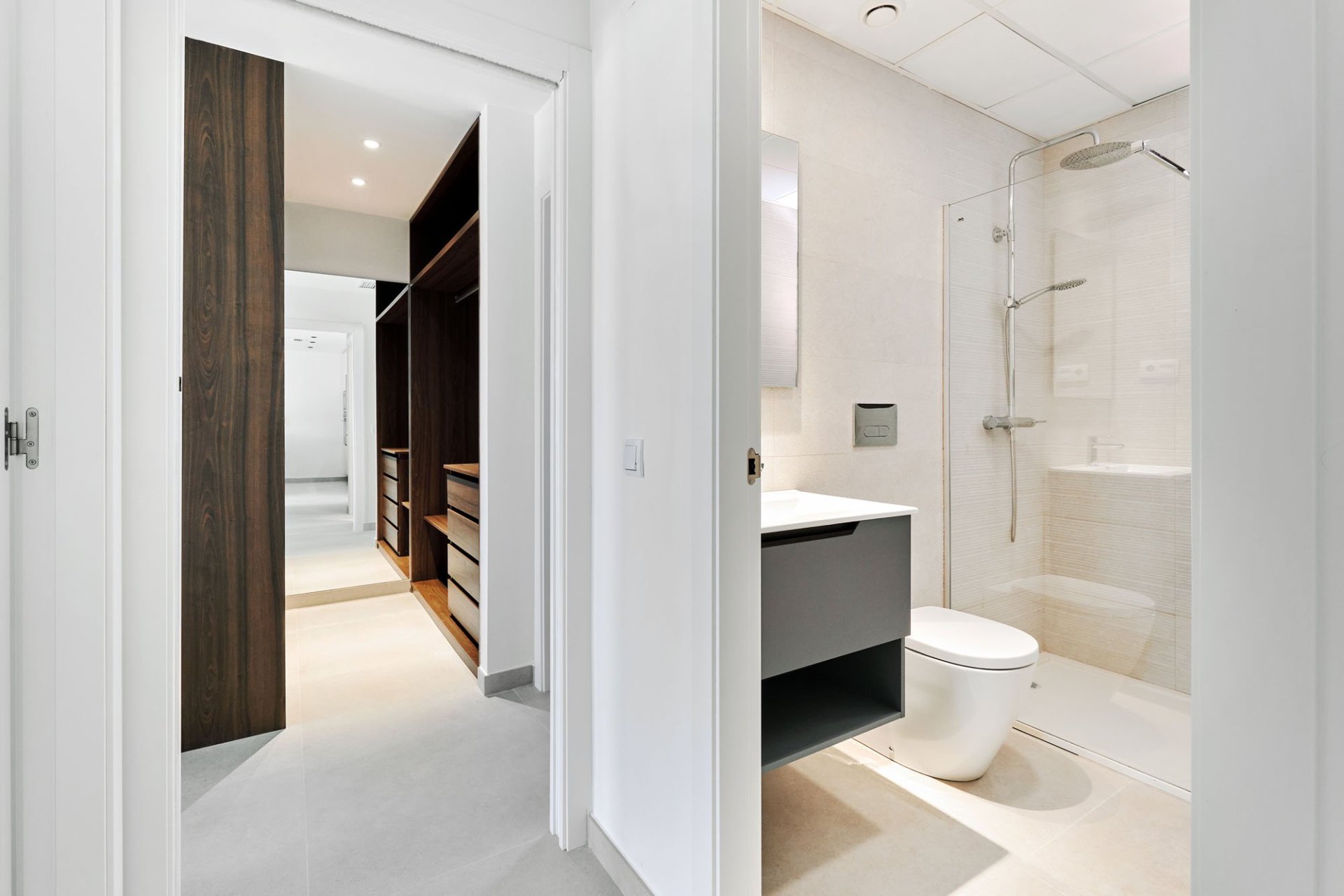 Neue Gebäude - low-bungalow -
Torrevieja