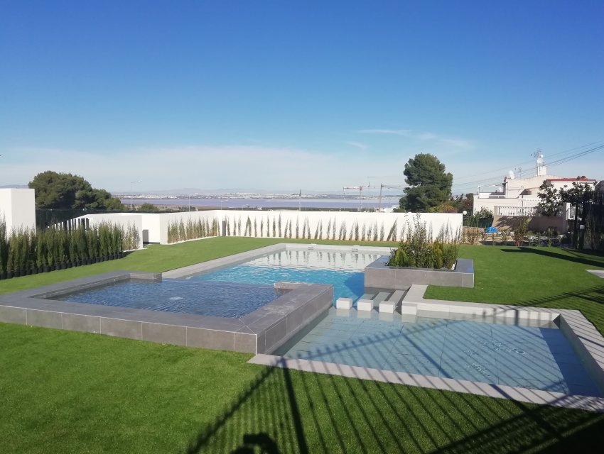 Neue Gebäude - low-bungalow -
Torrevieja