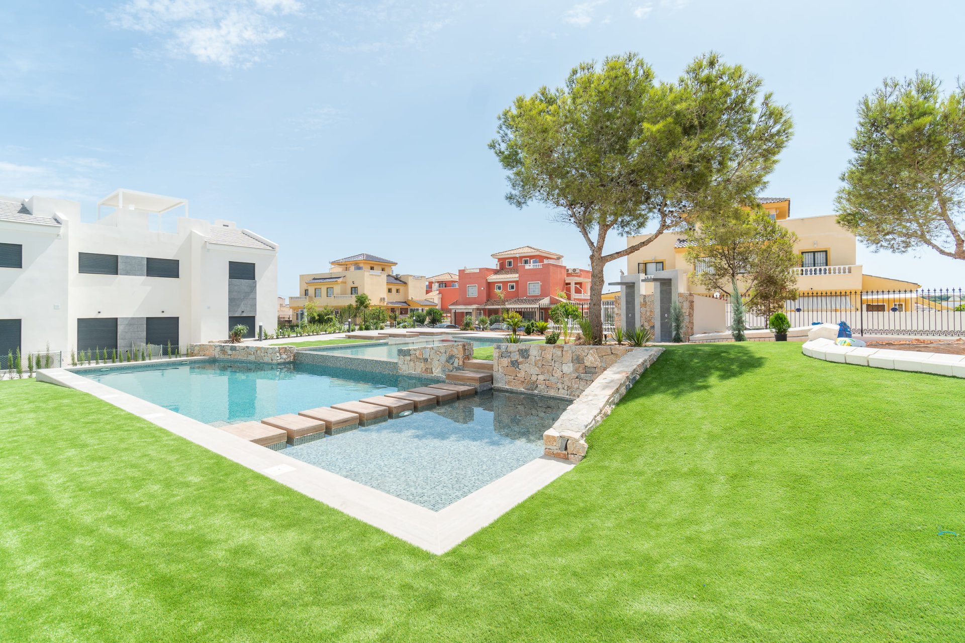 Neue Gebäude - low-bungalow -
Torrevieja