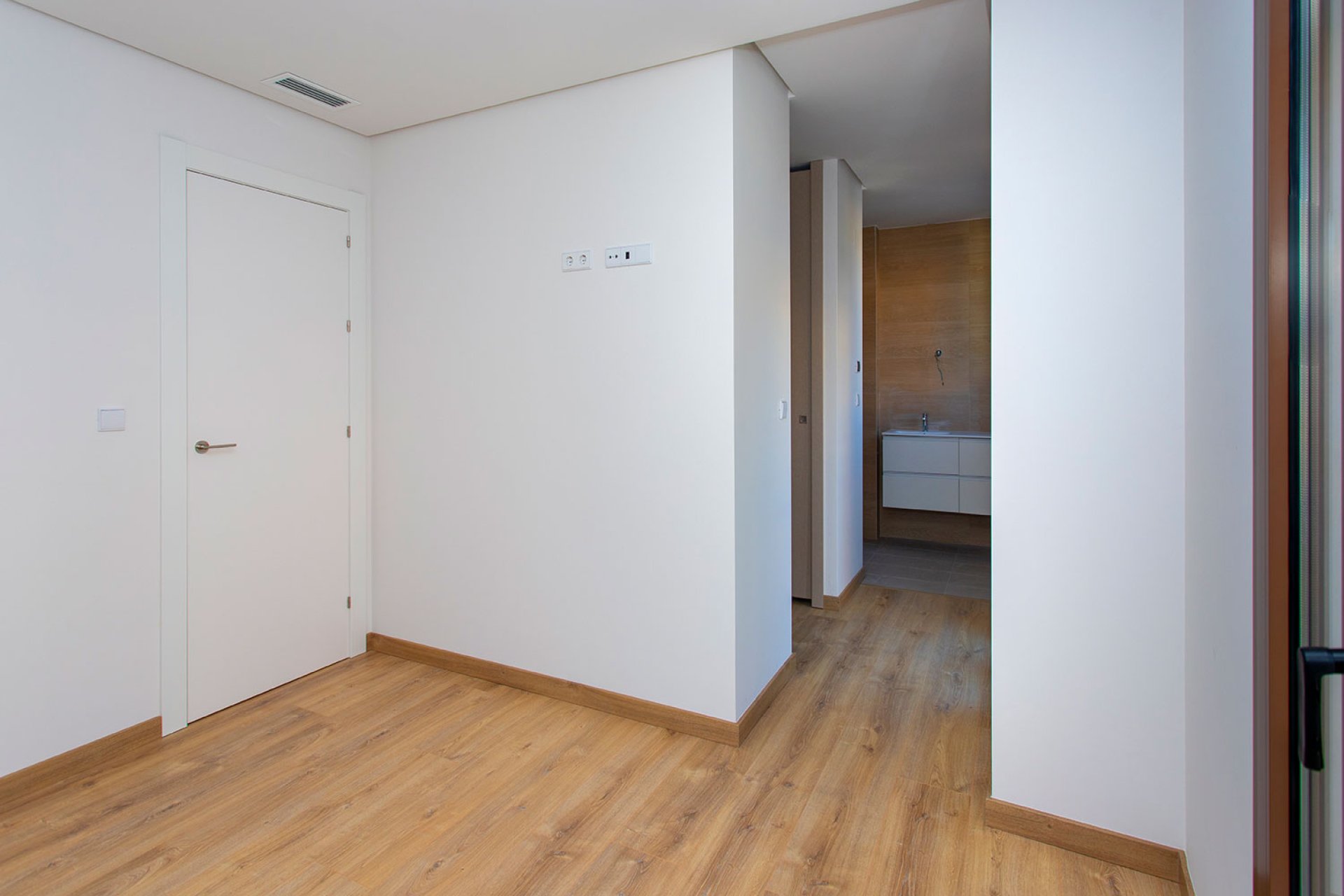 Neue Gebäude - Penthouse -
Hondón de las Nieves