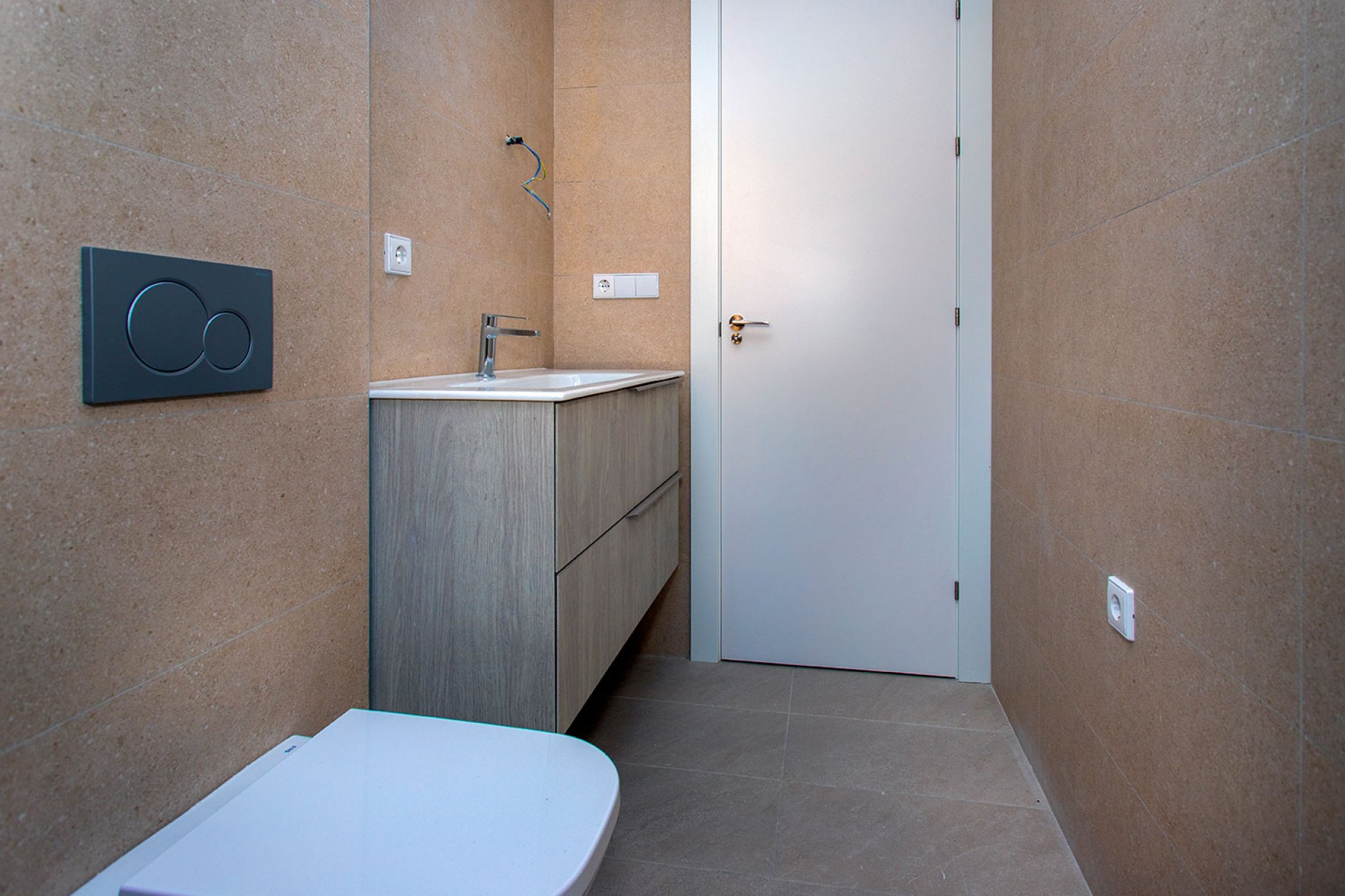 Neue Gebäude - Penthouse -
Hondón de las Nieves