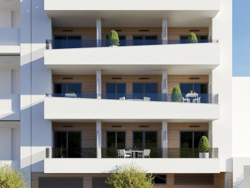 Neue Gebäude - Penthouse -
Torrevieja