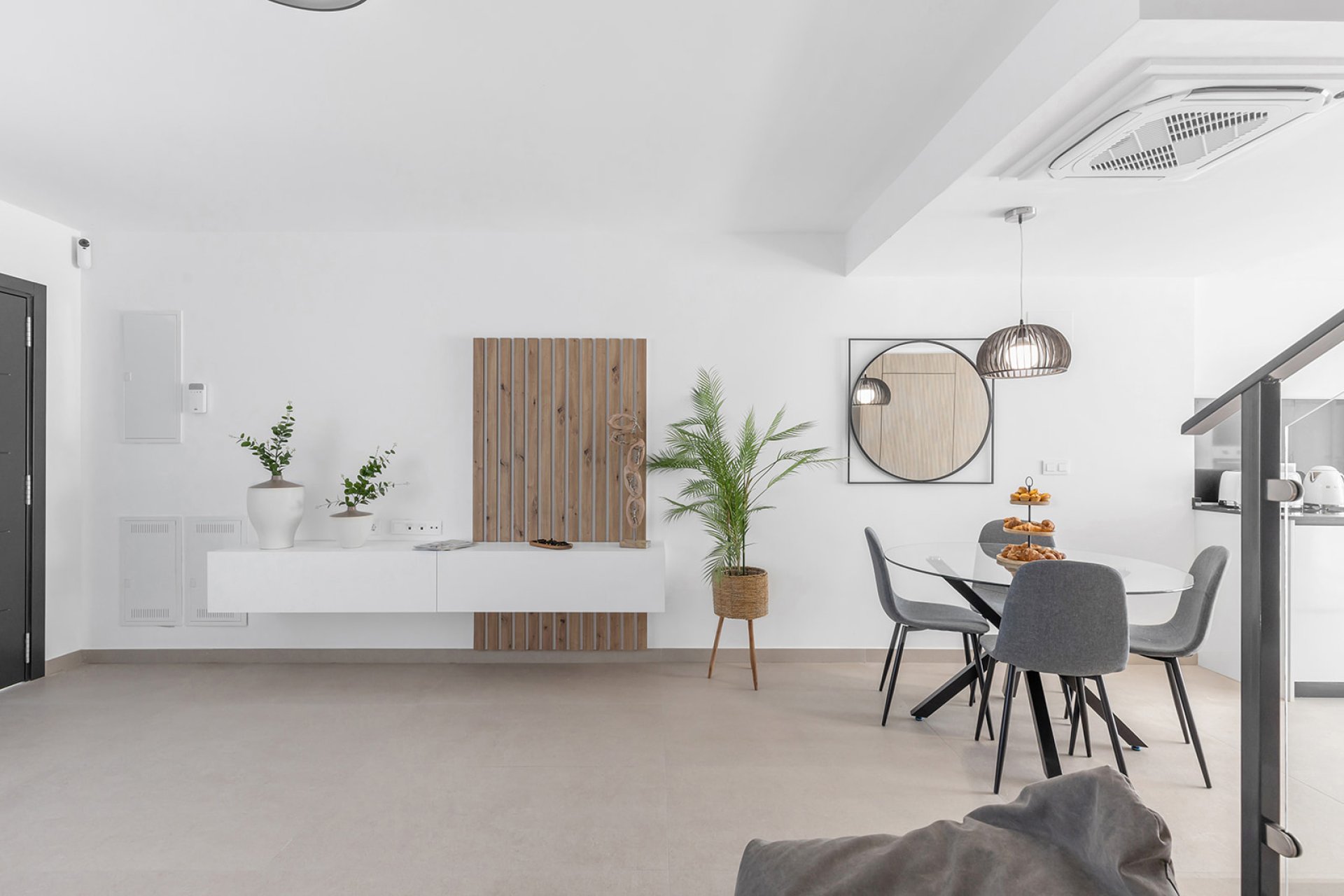 Neue Gebäude - semi-detached -
Rafal