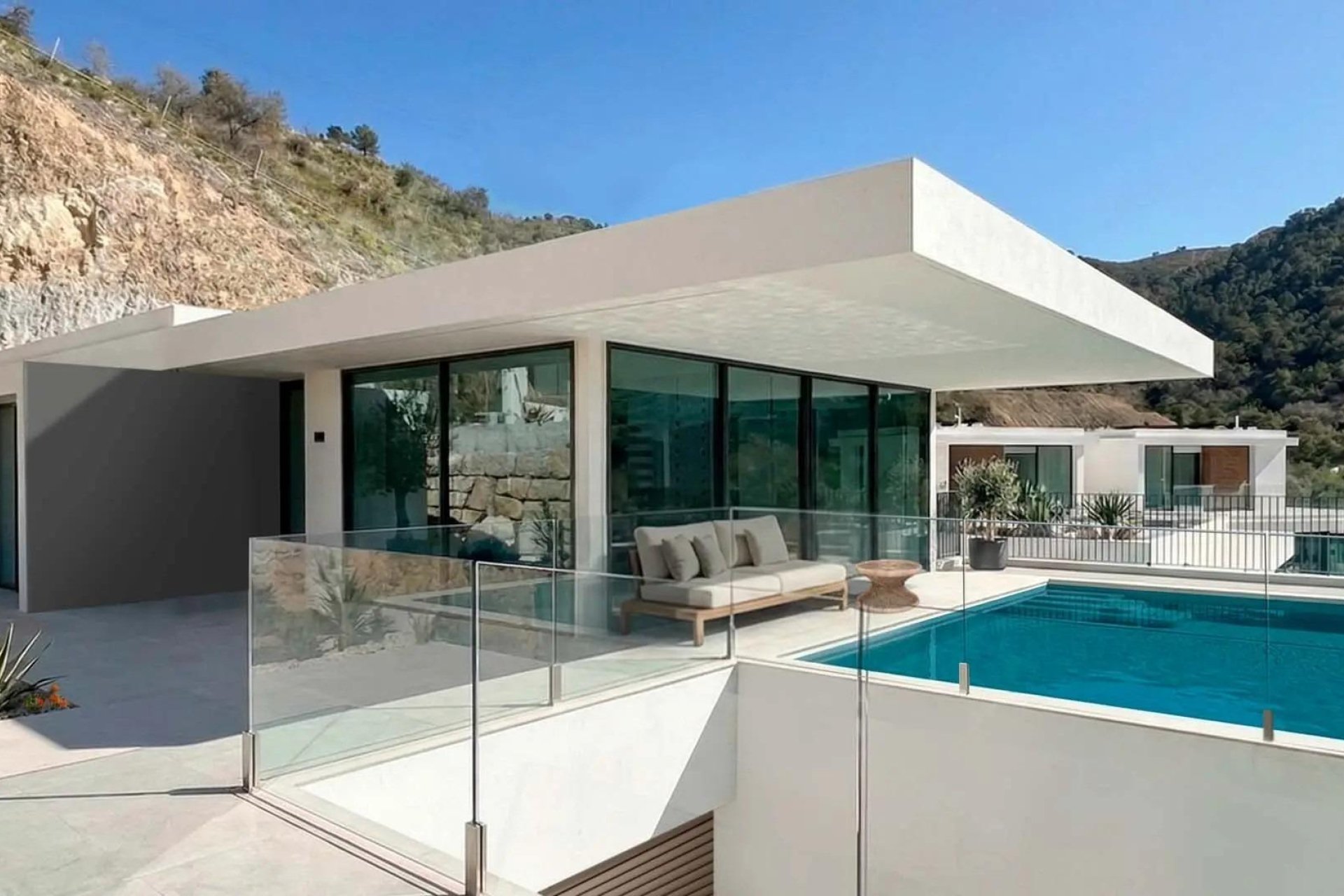 Neue Gebäude - Villa -
Benidorm