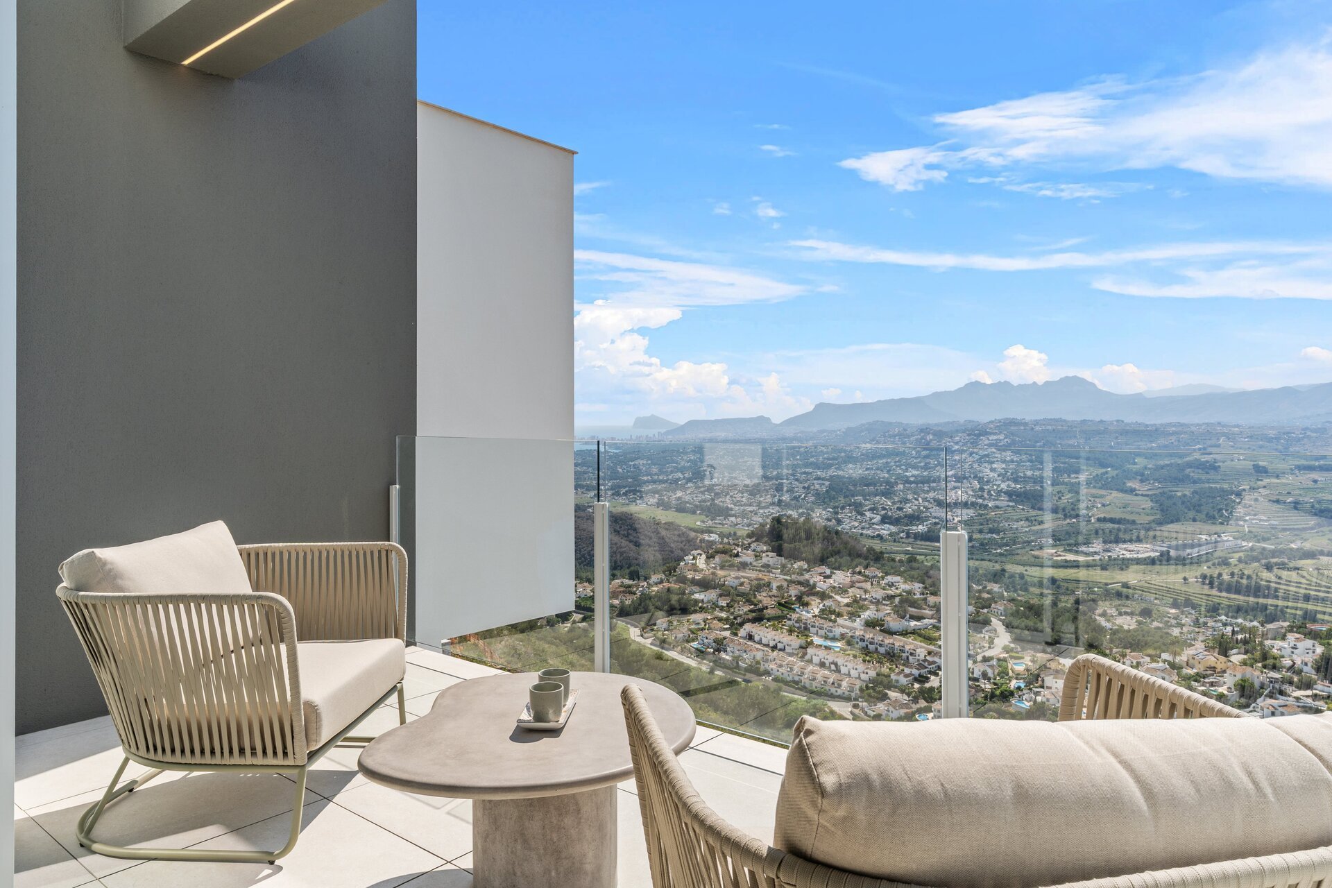 Neue Gebäude - Villa -
Cumbre del Sol