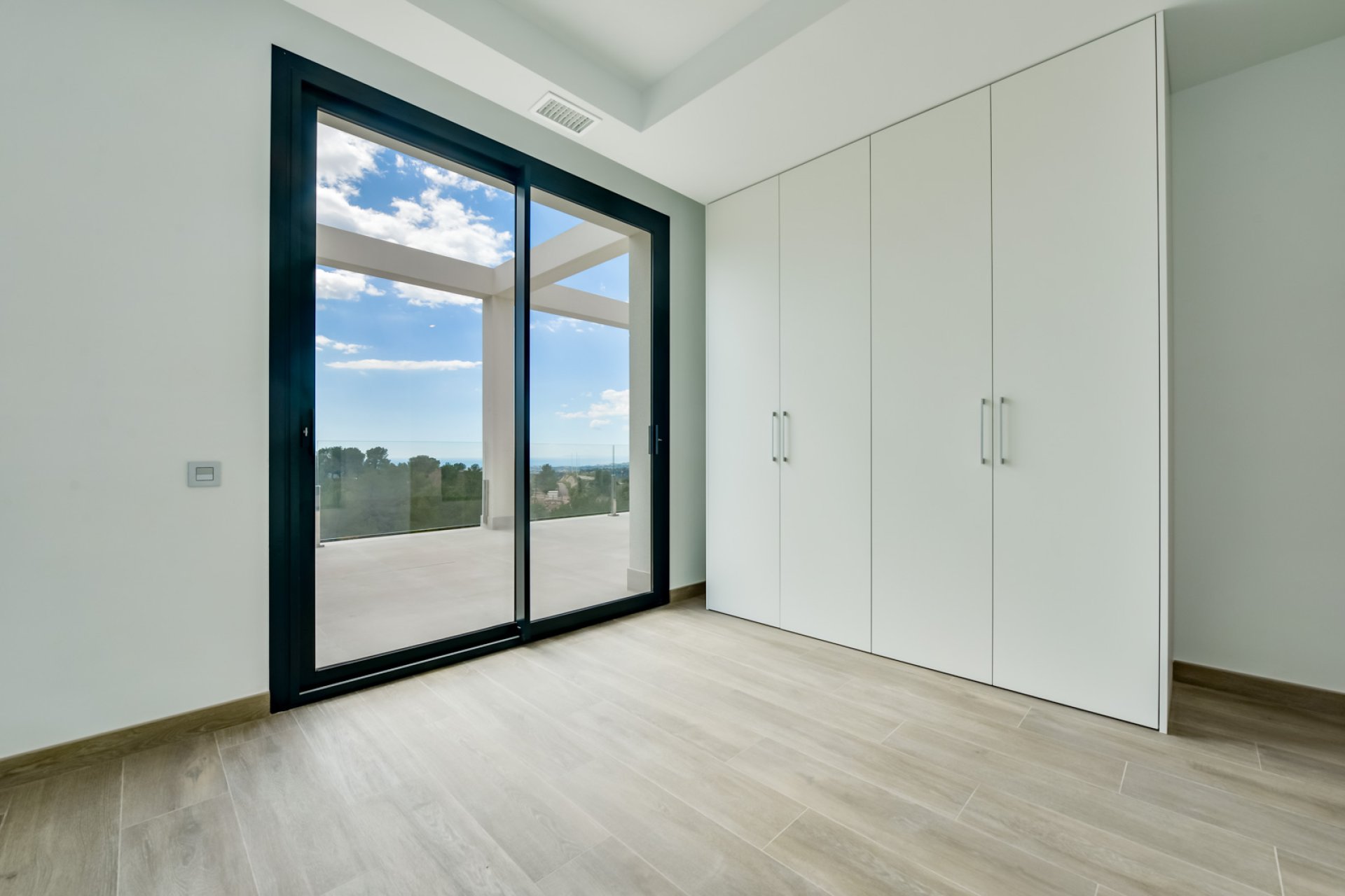 Neue Gebäude - Villa -
Finestrat