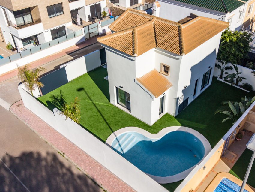 Neue Gebäude - Villa -
Orihuela Costa