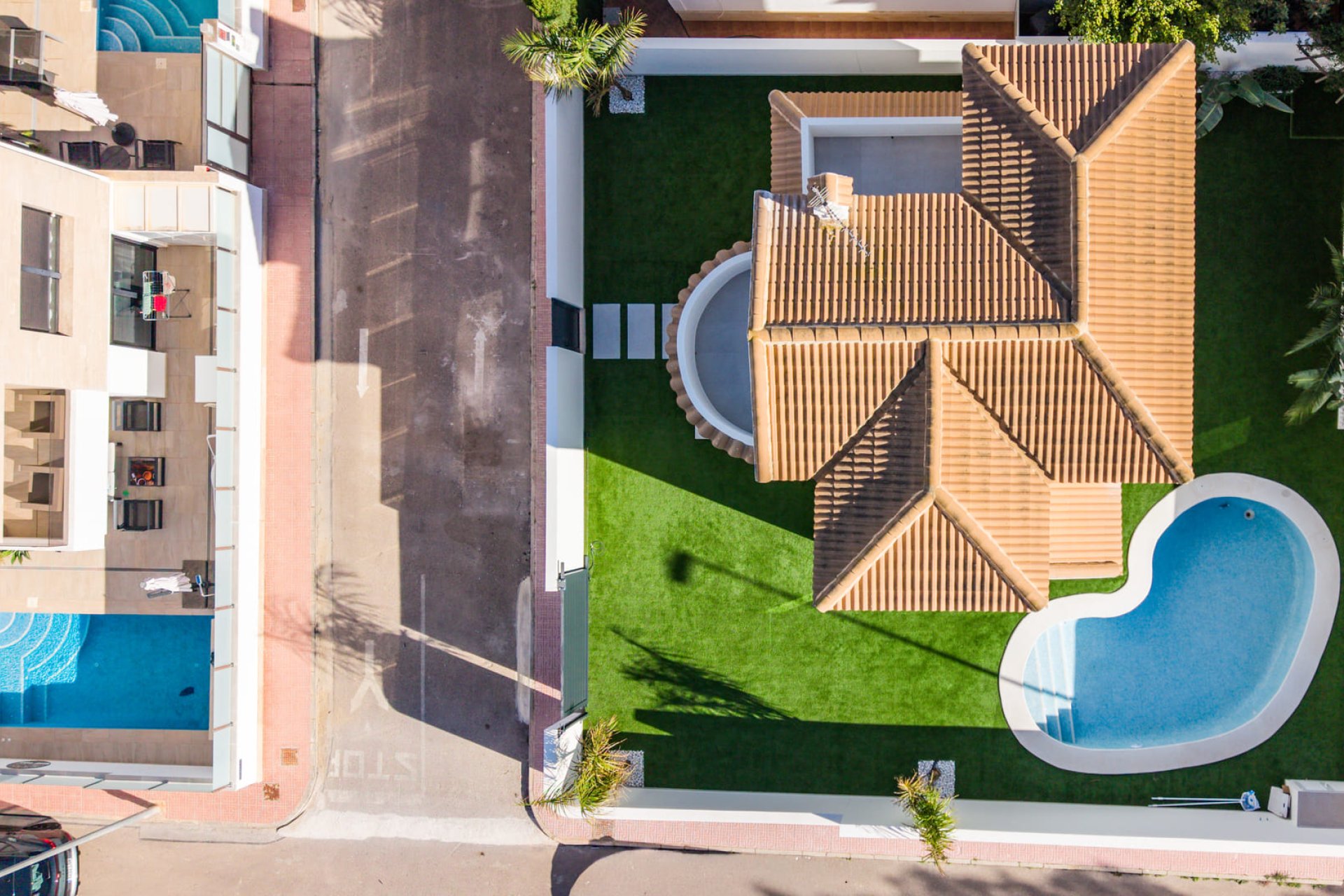 Neue Gebäude - Villa -
Orihuela Costa