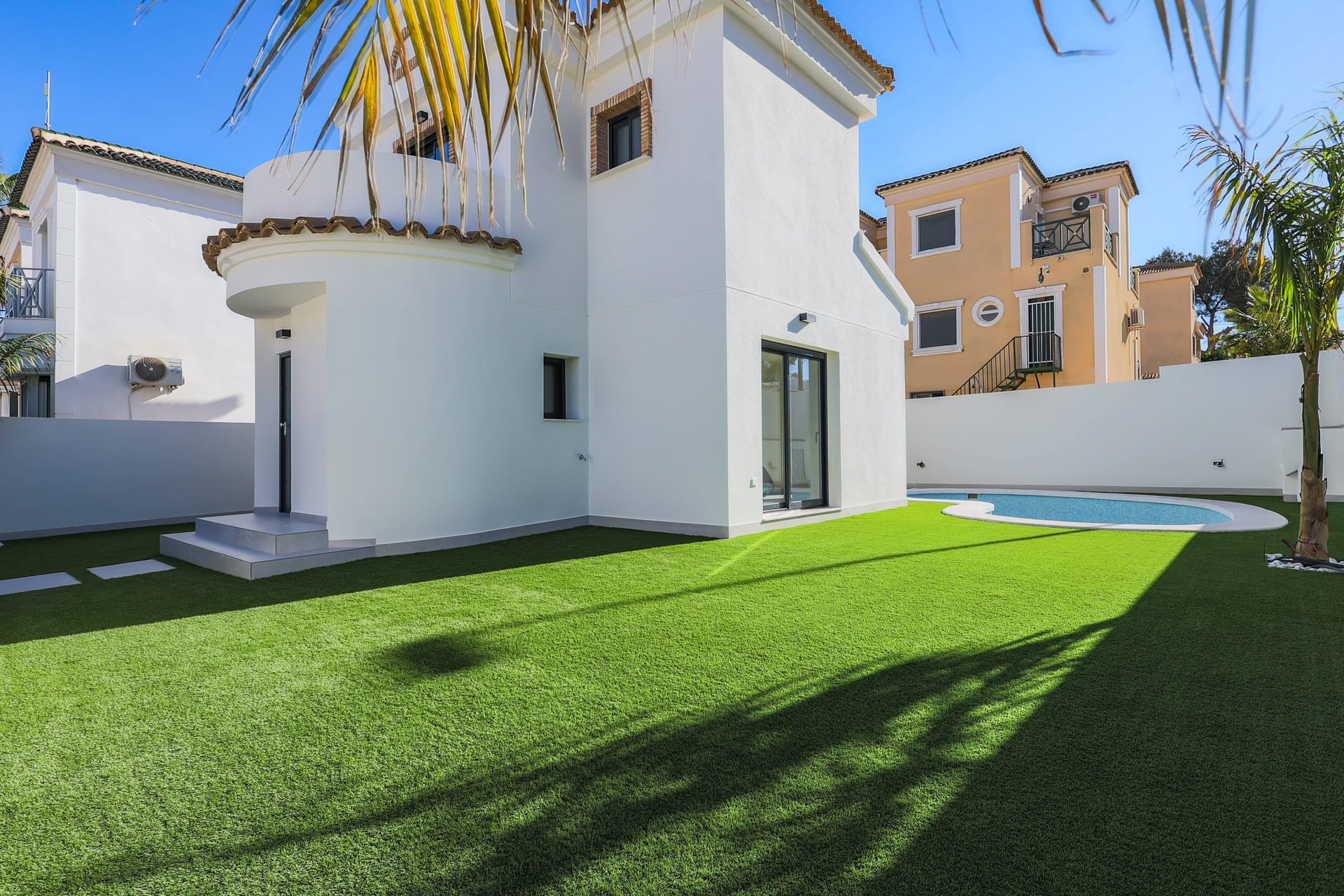 Neue Gebäude - Villa -
Orihuela Costa