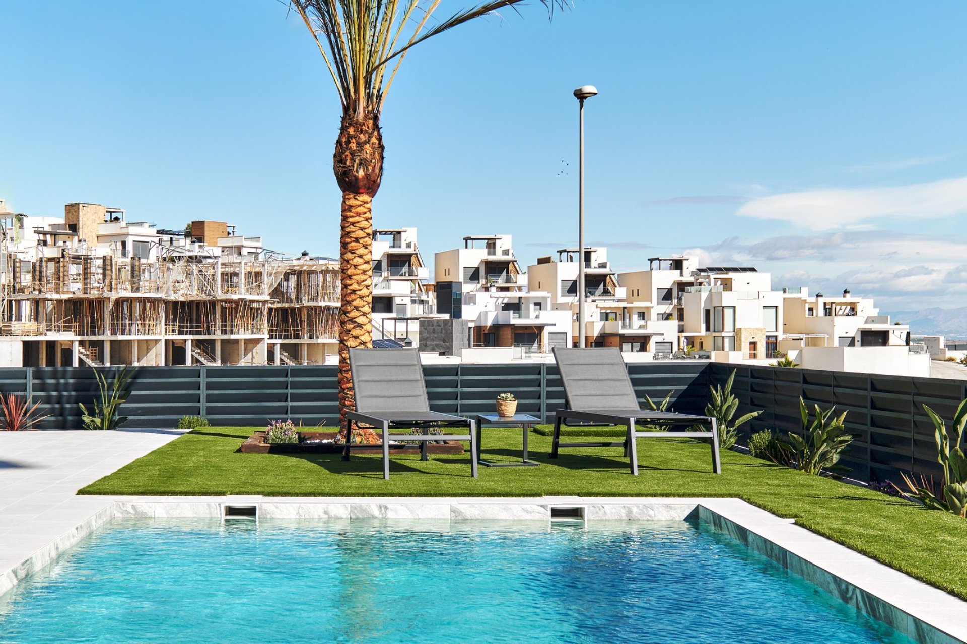 Neue Gebäude - Villa -
San Miguel de Salinas
