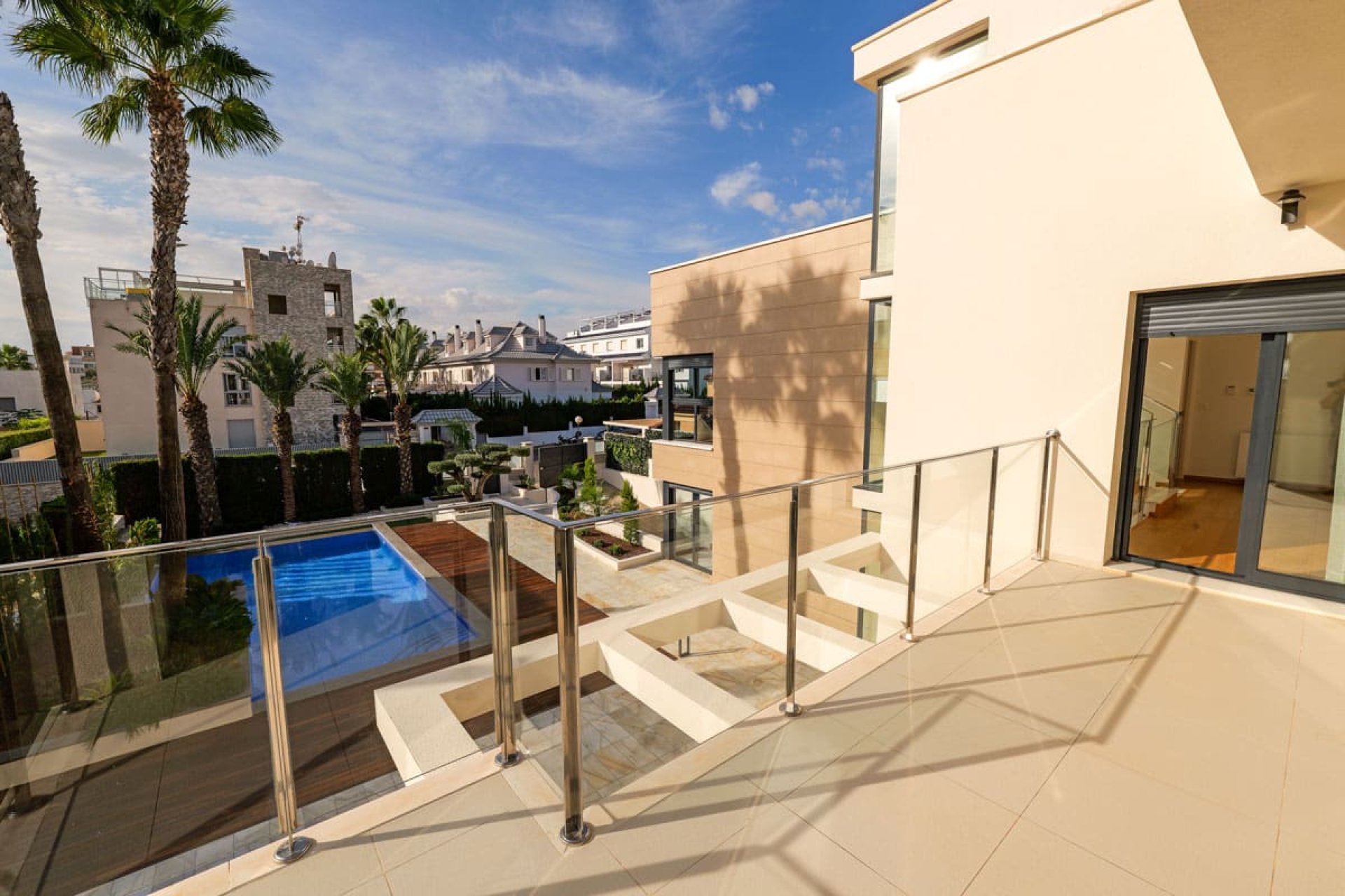 Neue Gebäude - Villa -
Torrevieja