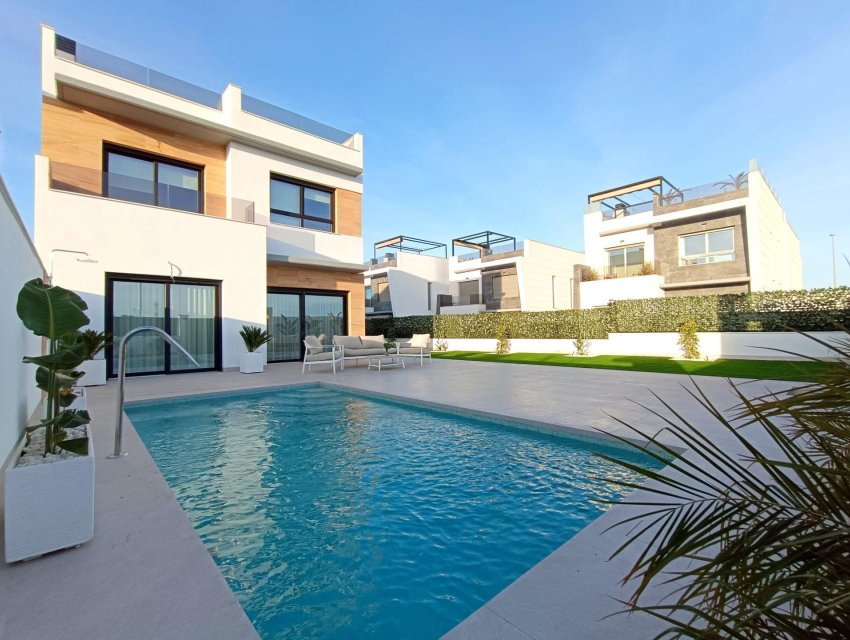 New Build - detached -
Benijofar