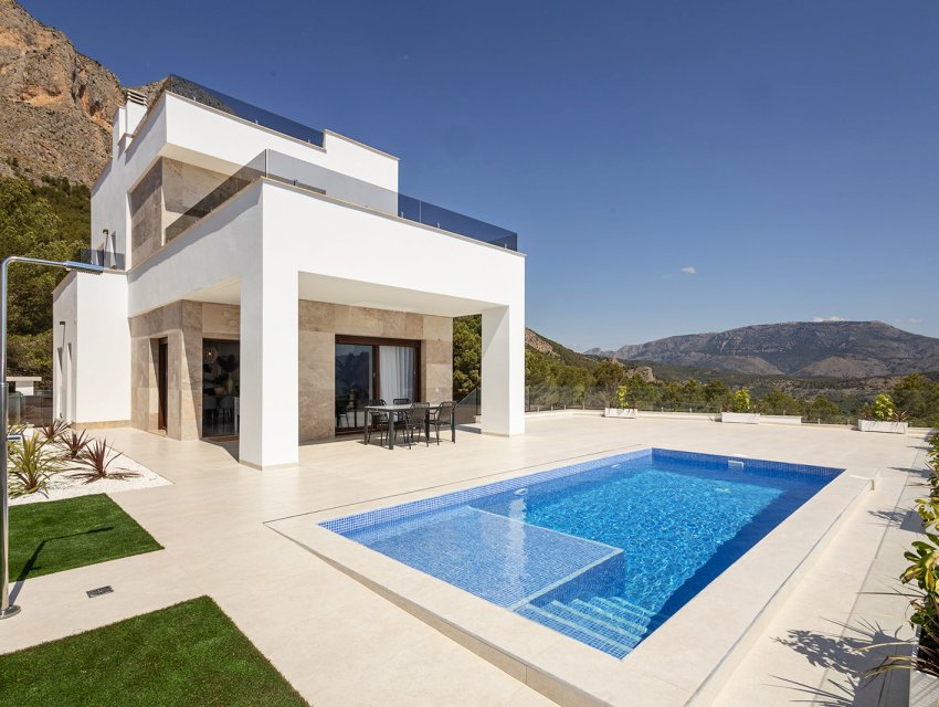 New Build - detached -
Polop