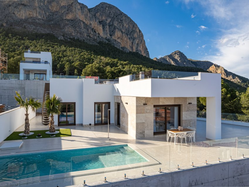 New Build - detached -
Polop