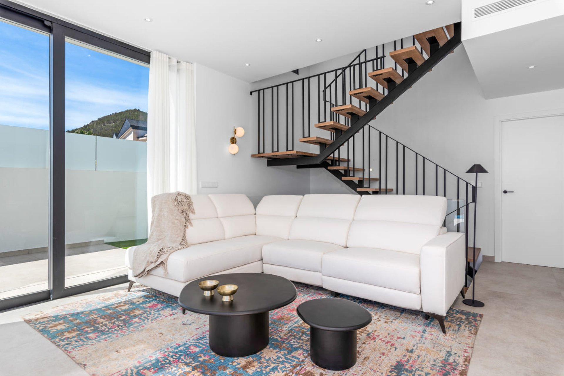 New Build - detached -
Polop