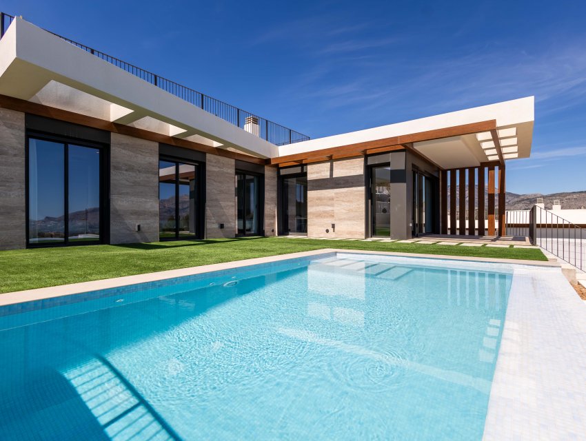 New Build - detached -
Polop